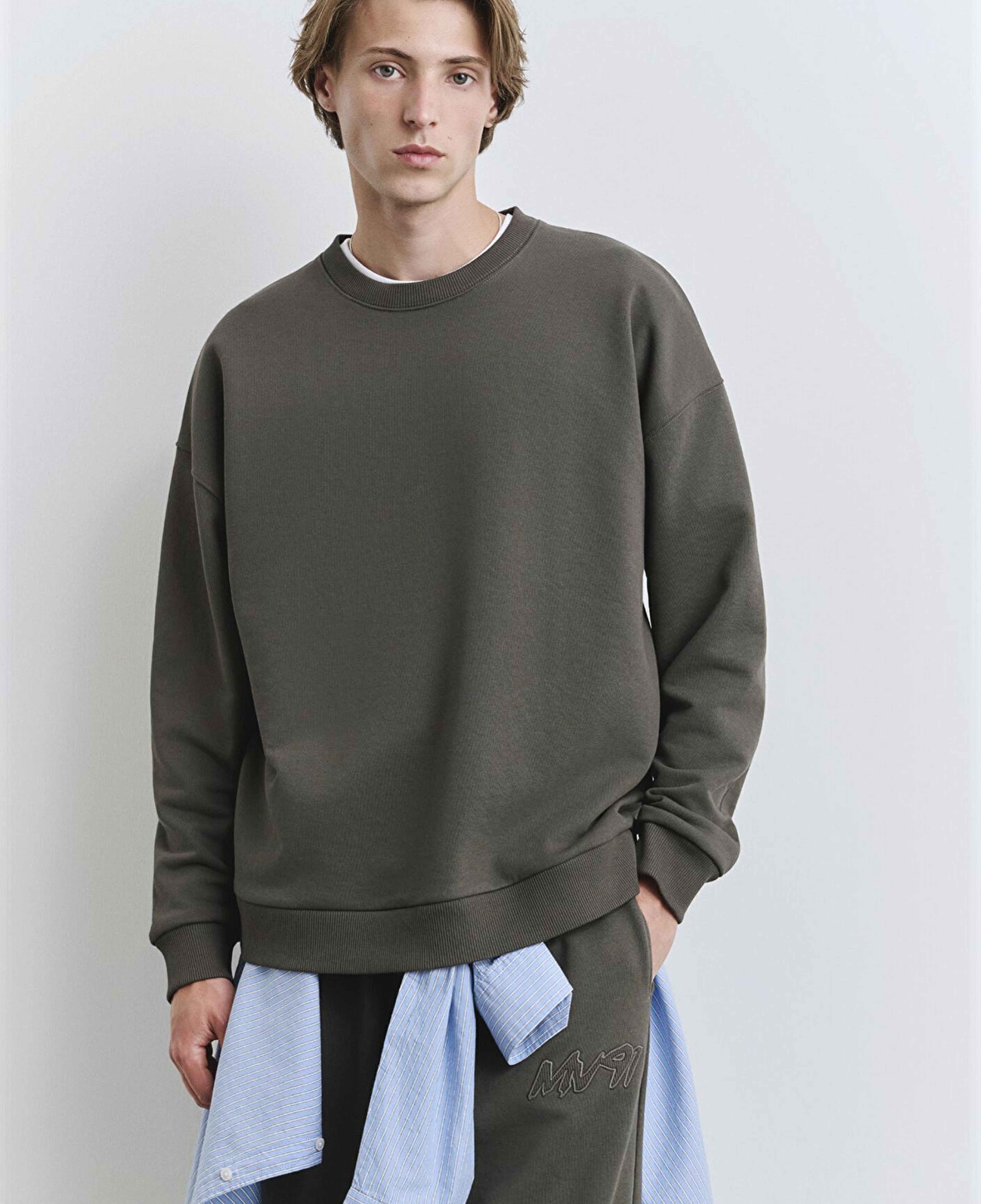Mavi MV91 Sırt Baskılı Yeşil Sweatshirt 0S10405-71542