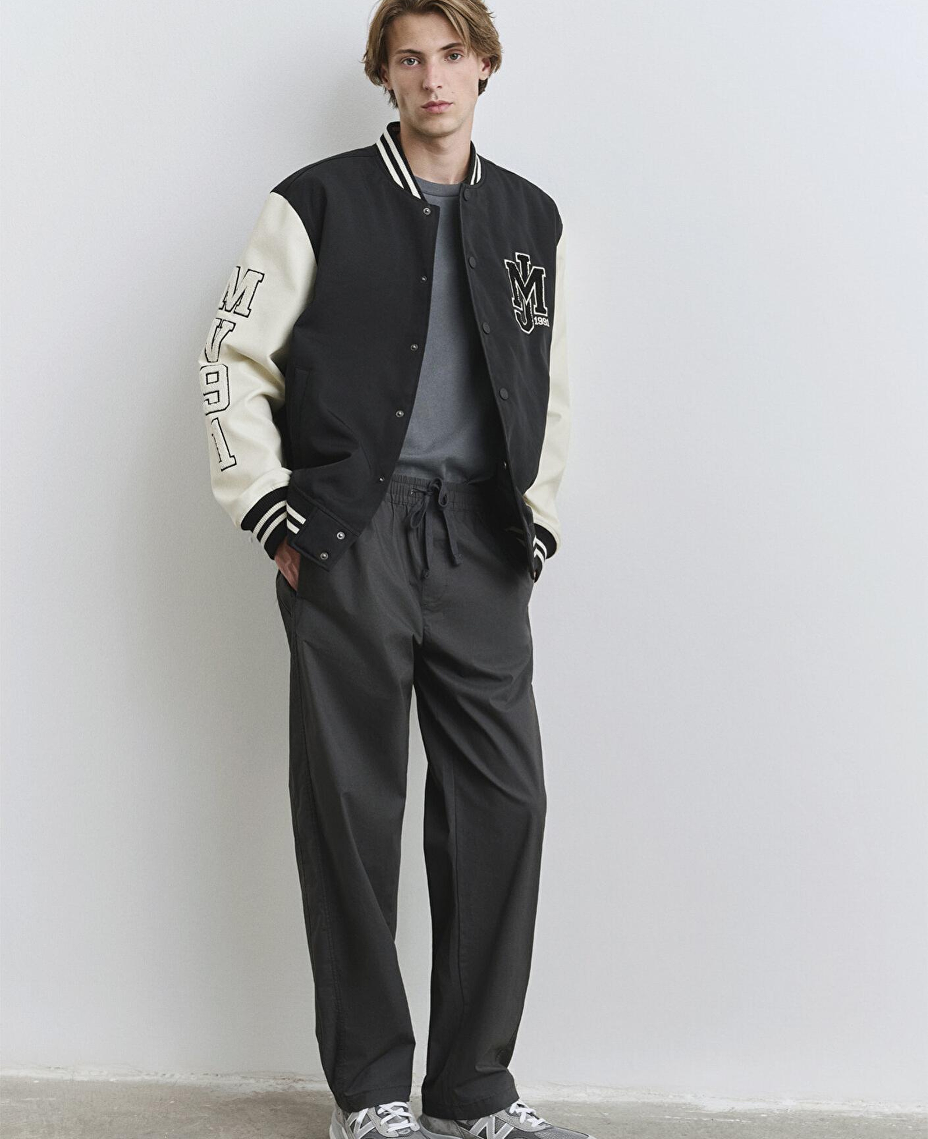 Mavi Dikiş Detaylı Antrasit Pantolon 0010477-80106