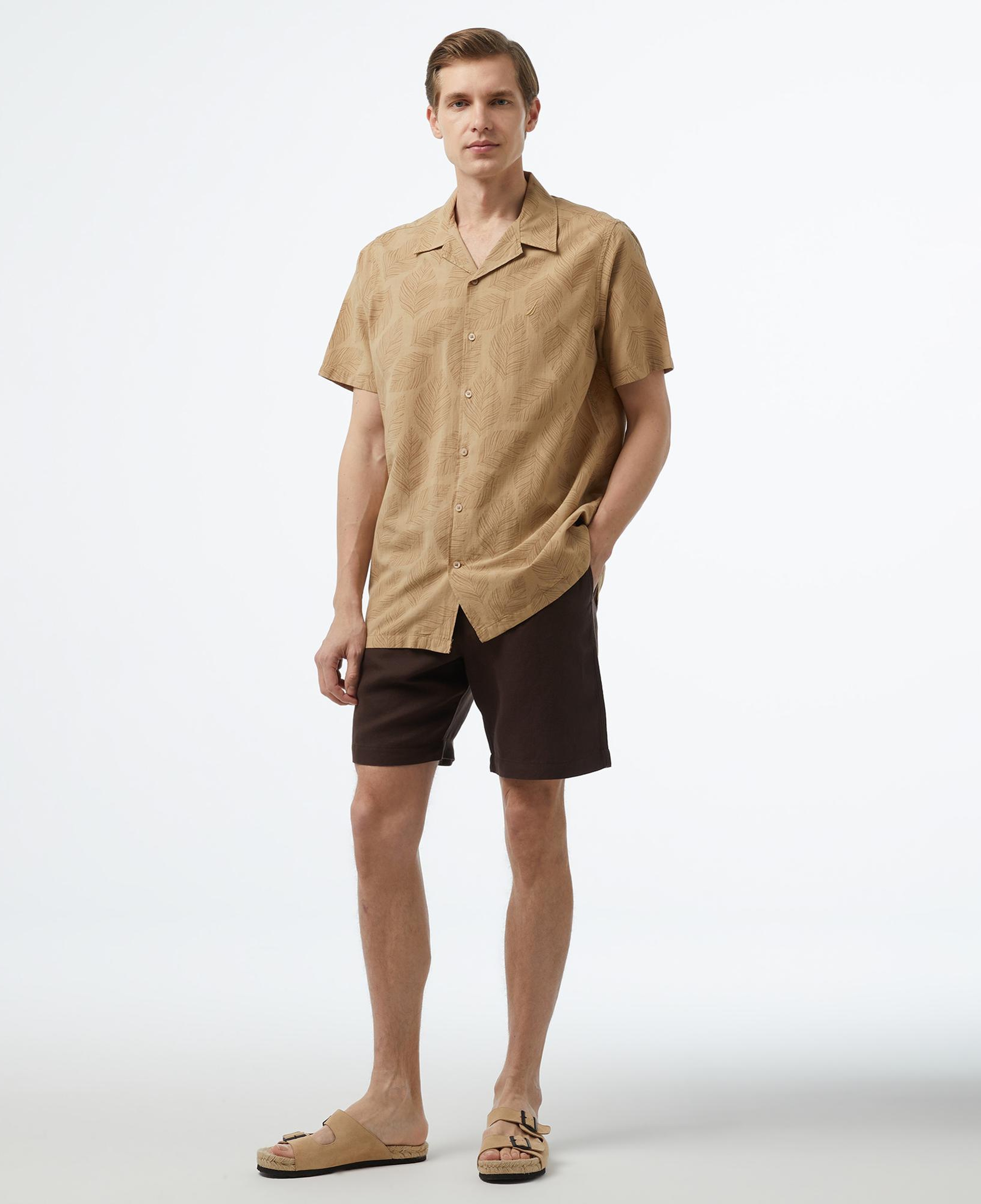 Nautica Erkek Bej Classic Fit Kısa Kollu Gömlek
