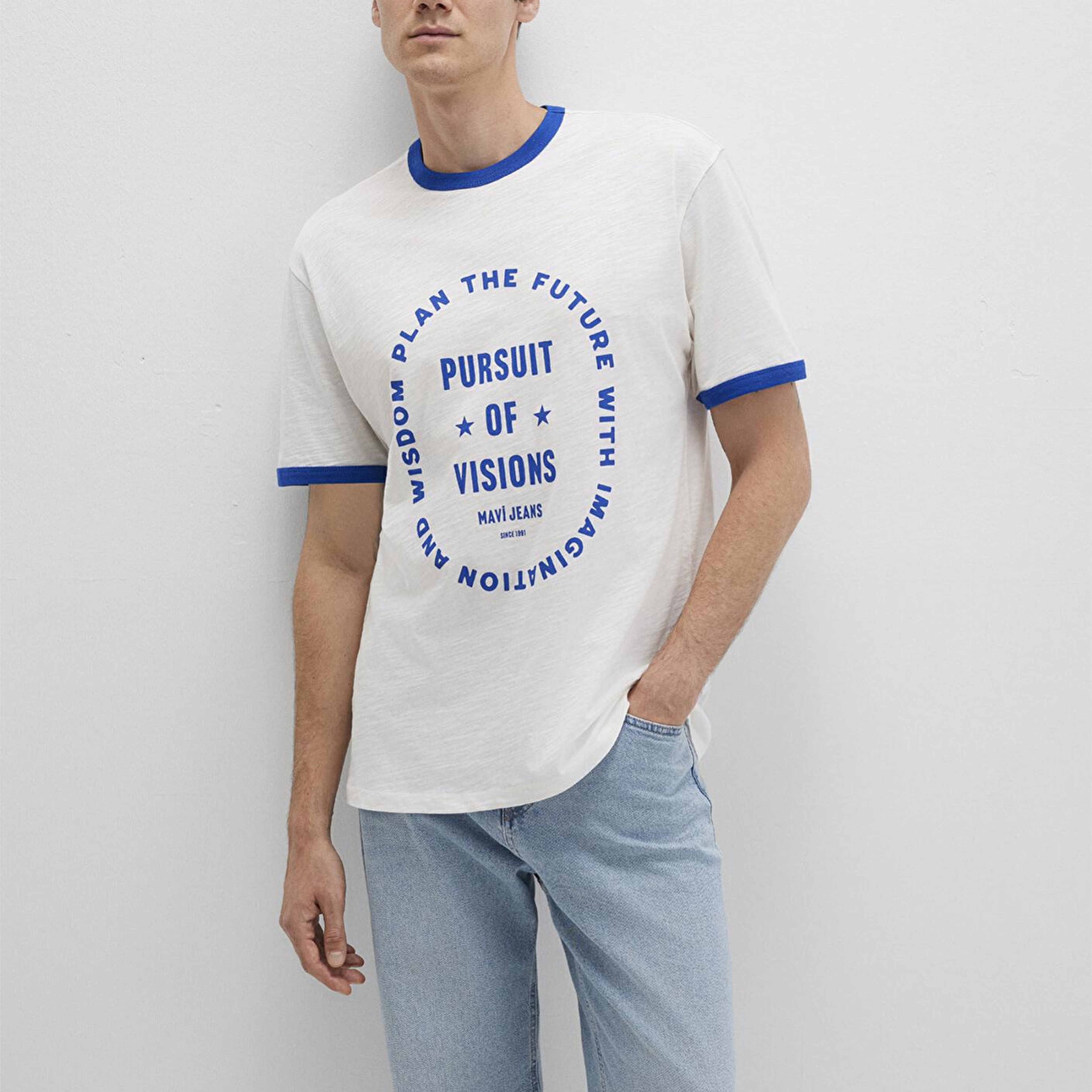 Mavi Biye Detaylı Beyaz Tişört Loose Fit / Bol Rahat Kesim 0612954-70057