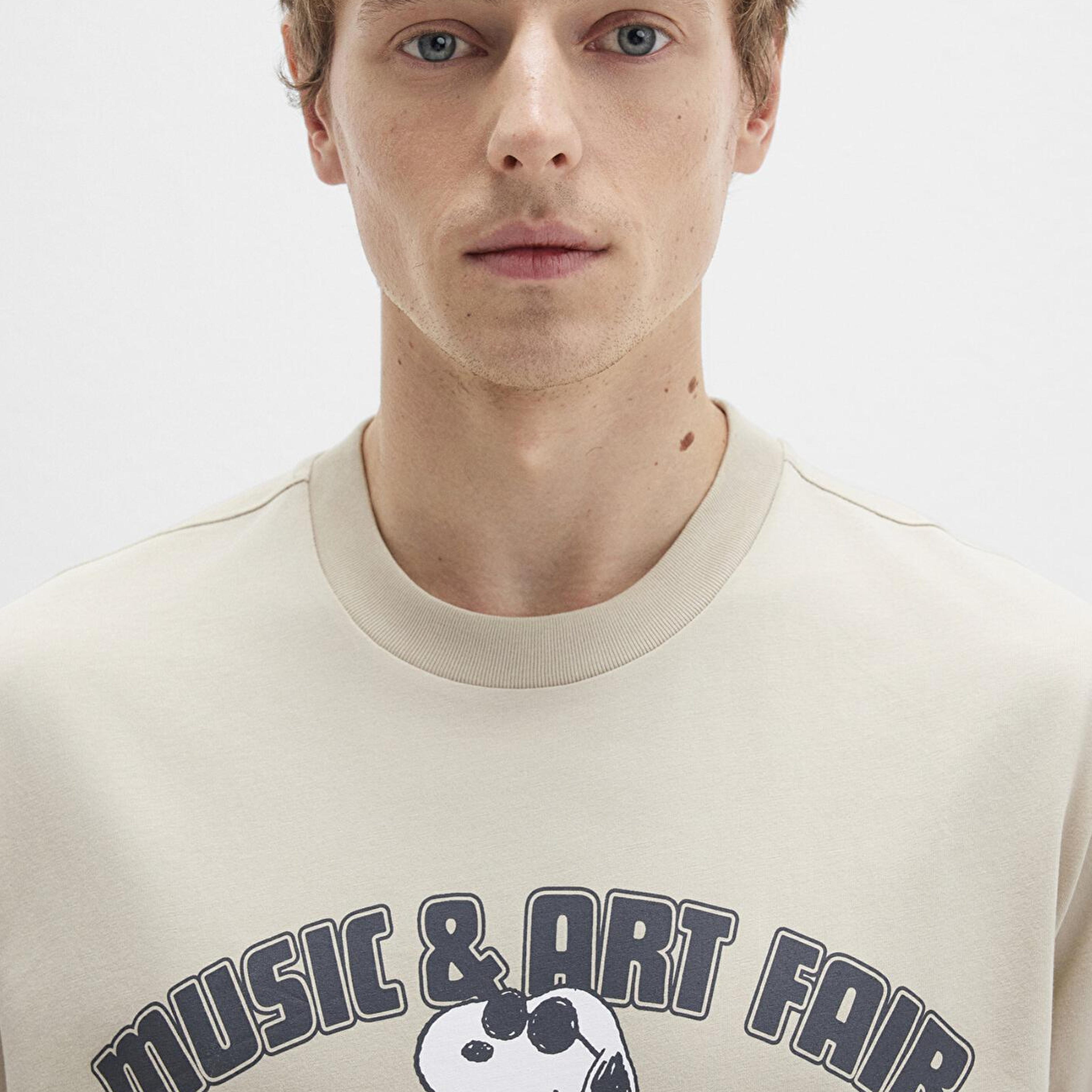 Mavi Snoopy Baskılı Bej Tişört Loose Fit / Bol Rahat Kesim 0612928-70322