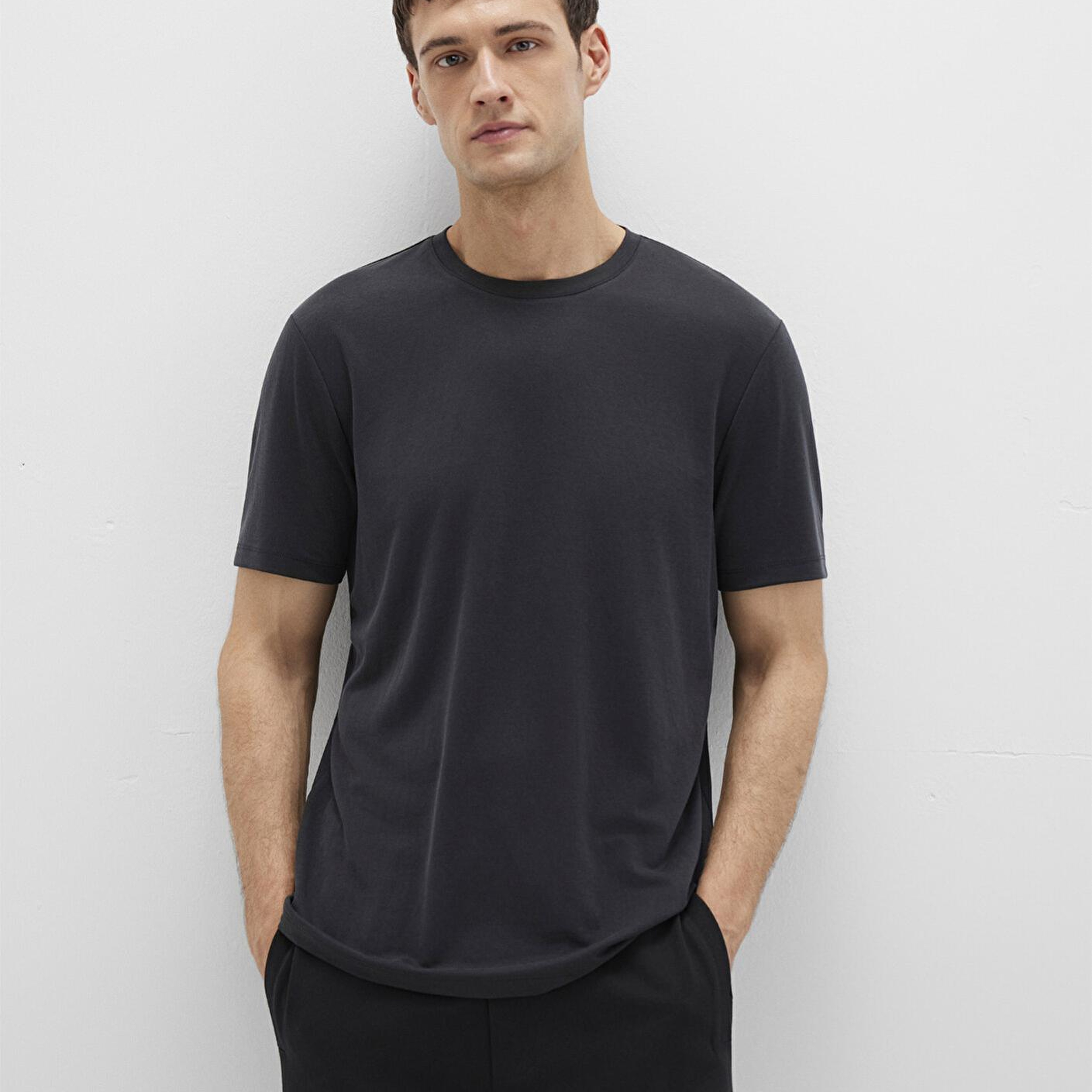 Mavi Bisiklet Yaka Siyah Basic Tişört Regular Fit / Normal Kesim 0612865-900