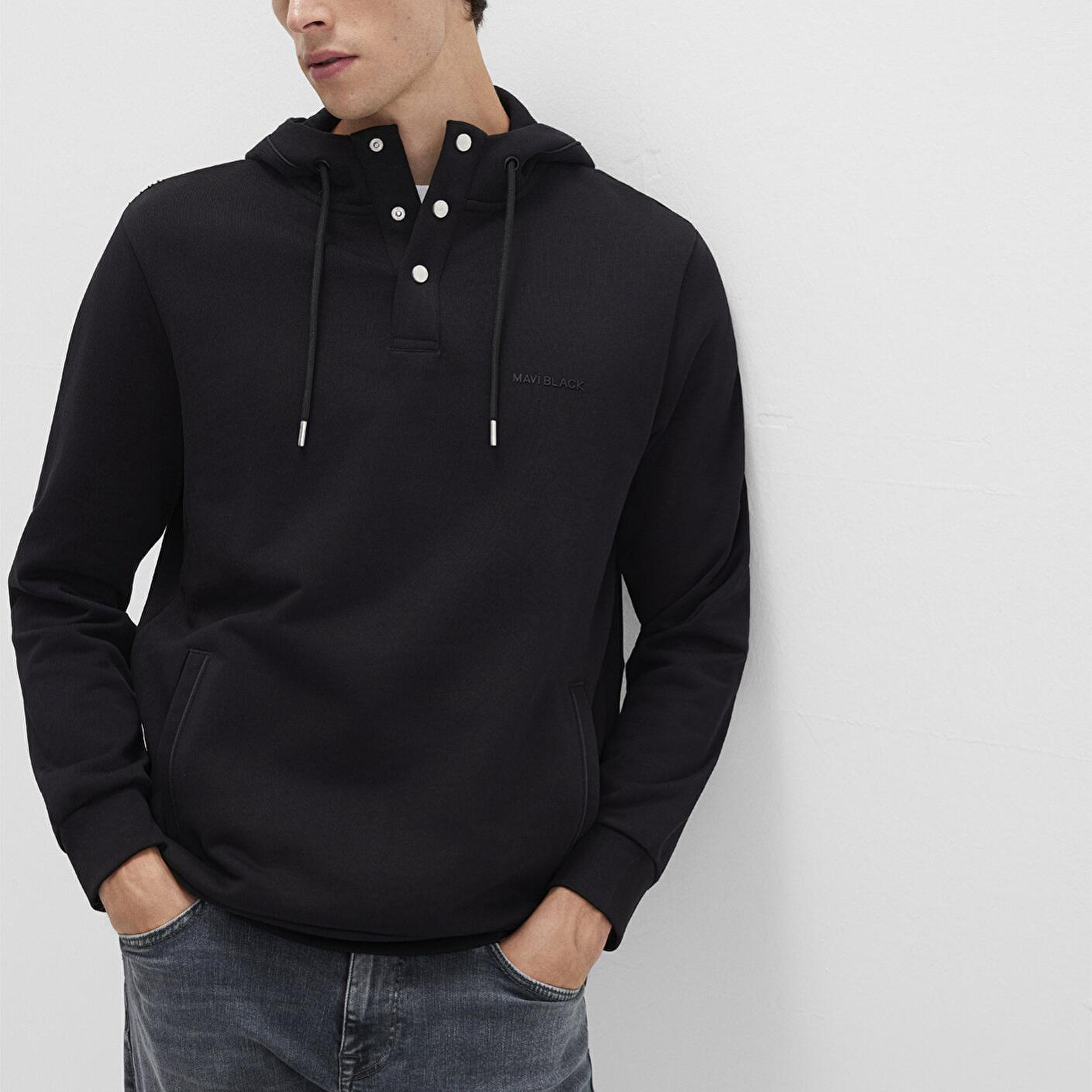 Mavi Mavi Black Kapüşonlu Siyah Sweatshirt 0S10384-900