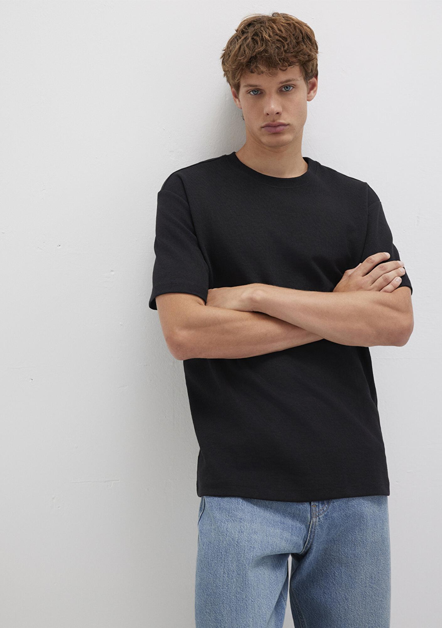 Mavi Siyah Basic Tişört Loose Fit / Bol Rahat Kesim 0612910-900