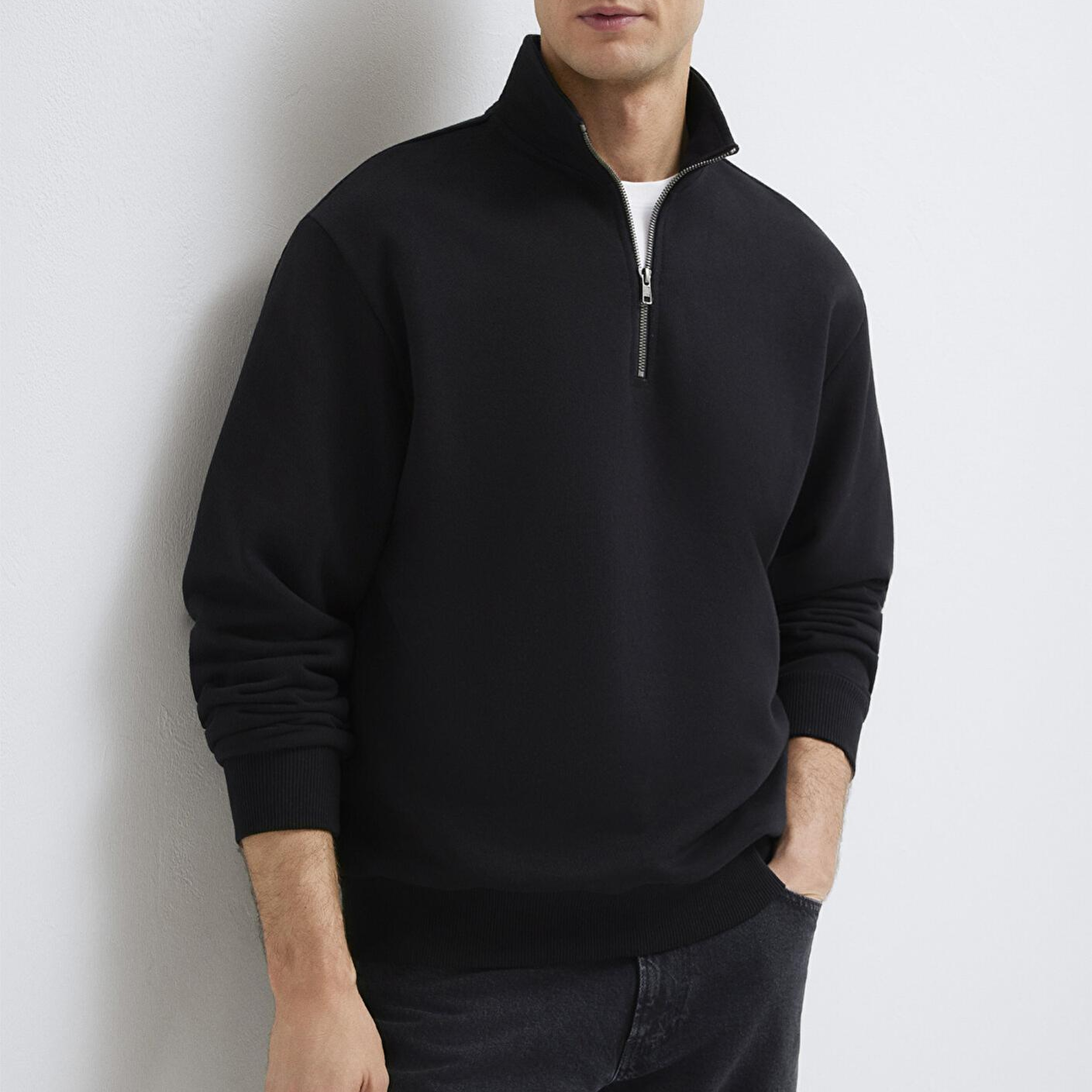Mavi Yarı Fermuarlı Siyah Basic Sweatshirt 0S10419-900