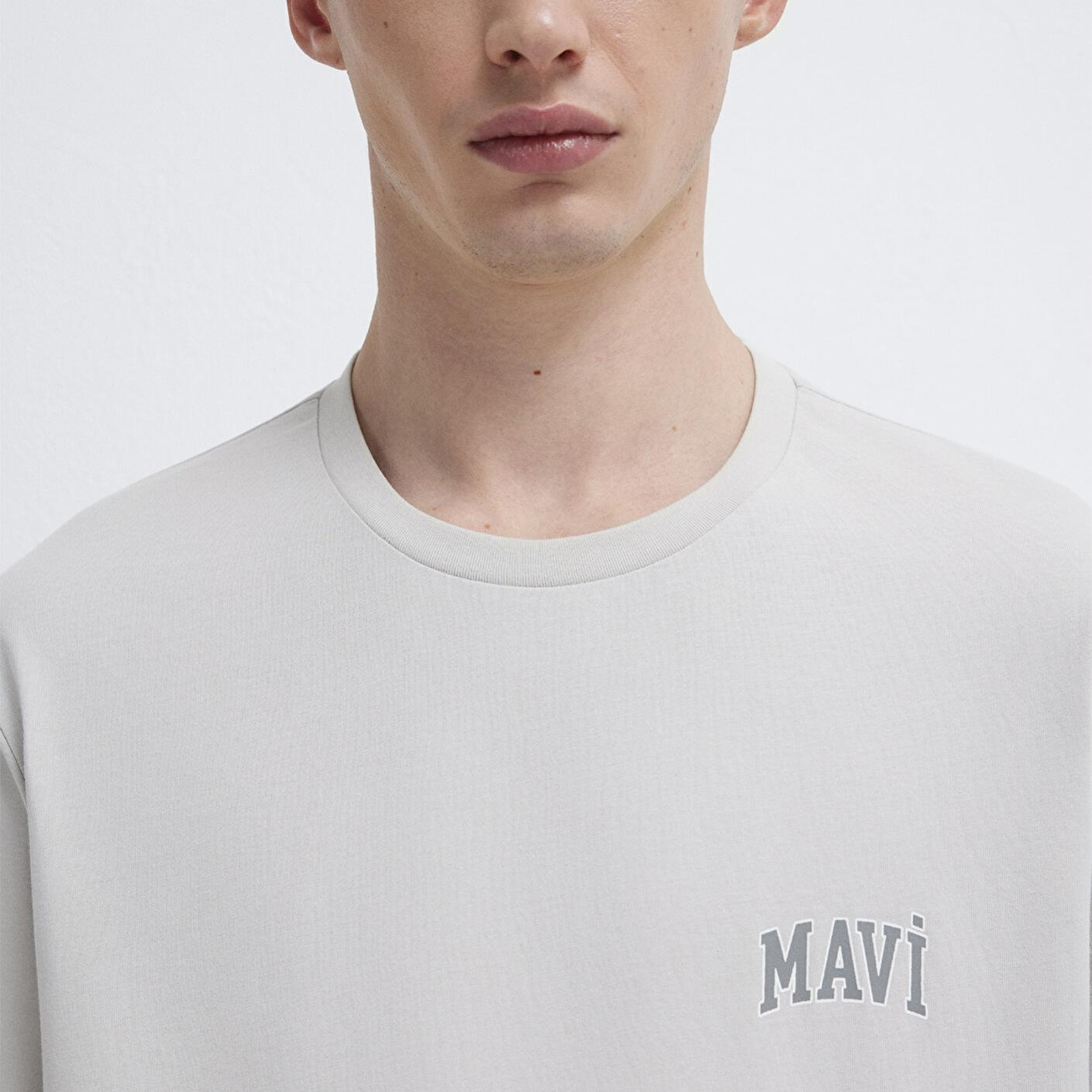 Mavi Mavi Logo Baskılı Gri Tişört Regular Fit / Normal Kesim 0611714-70074