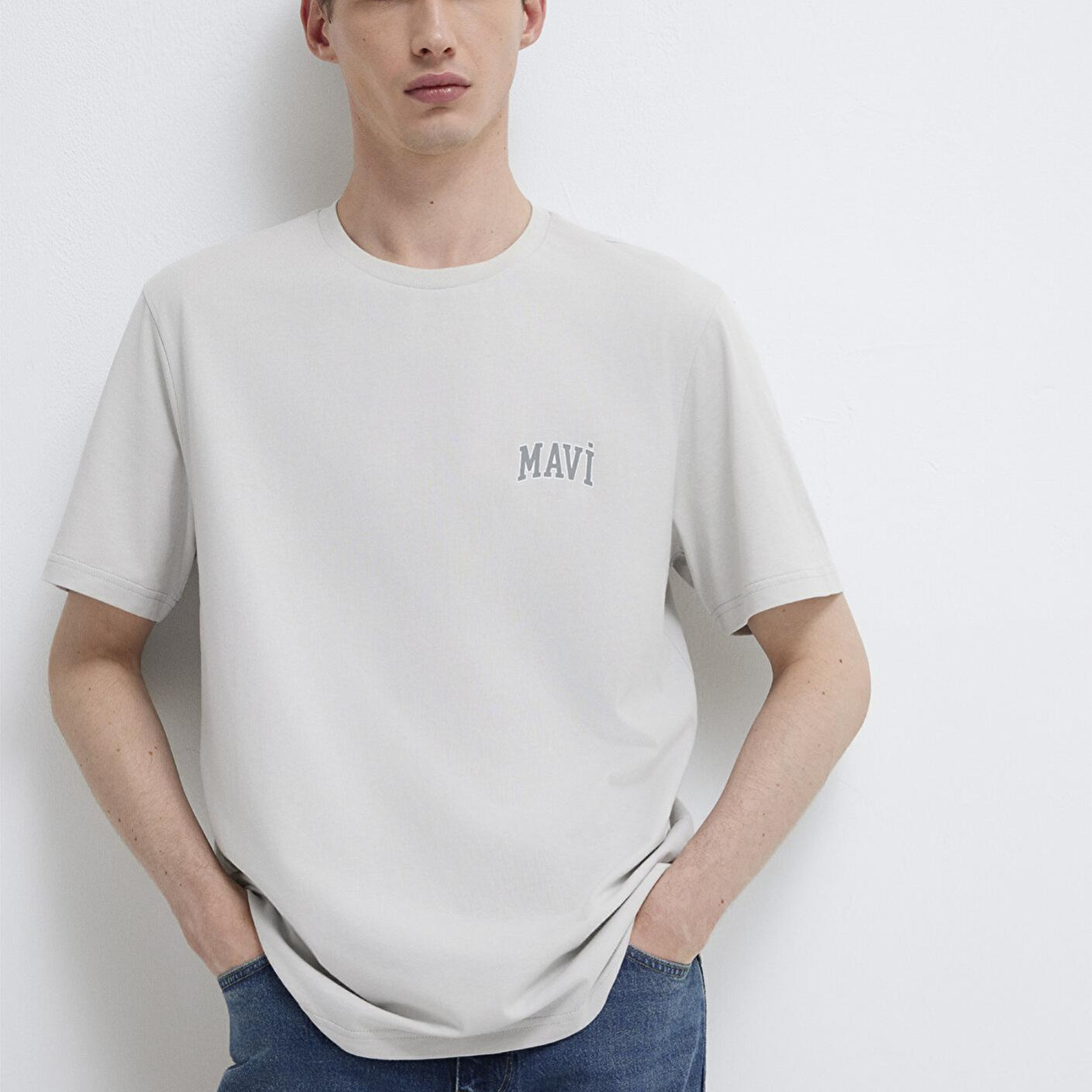 Mavi Mavi Logo Baskılı Gri Tişört Regular Fit / Normal Kesim 0611714-70074