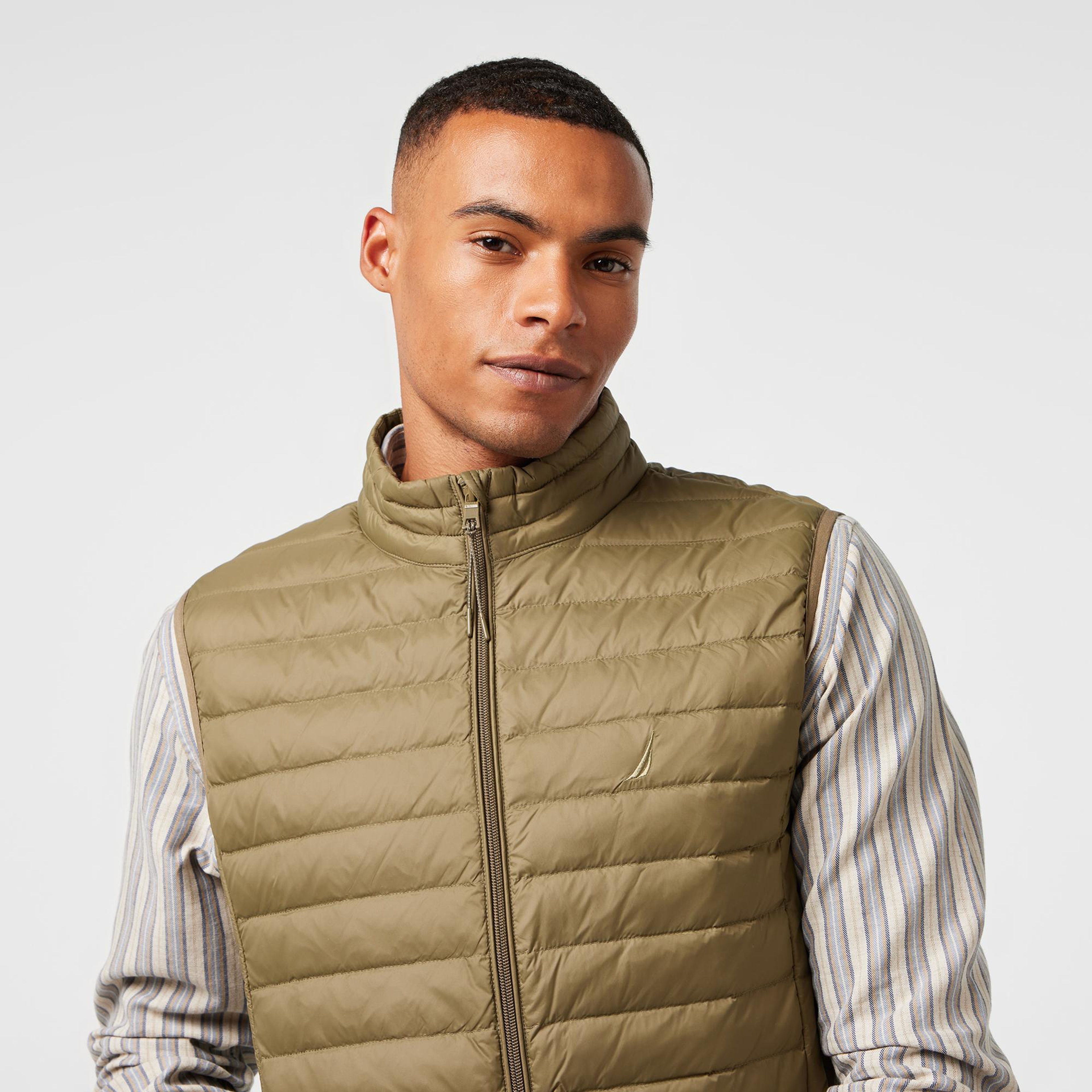 Nautica Erkek Haki Su Kaydırma Özellikli Kaz Tüyü Yelek