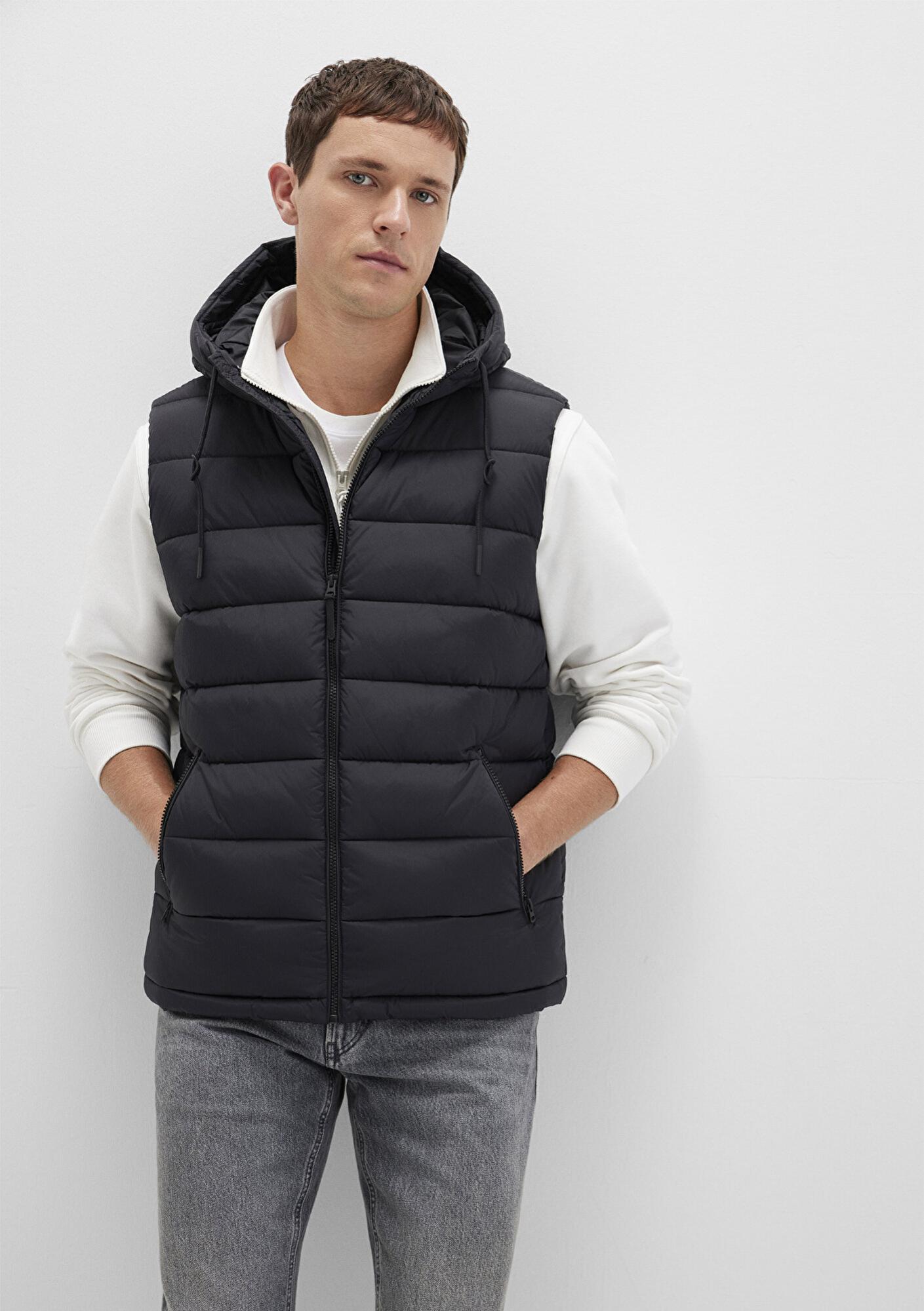 Mavi Kapüşonlu Siyah Şişme Yelek Regular Fit / Normal Kesim 0110604-71379