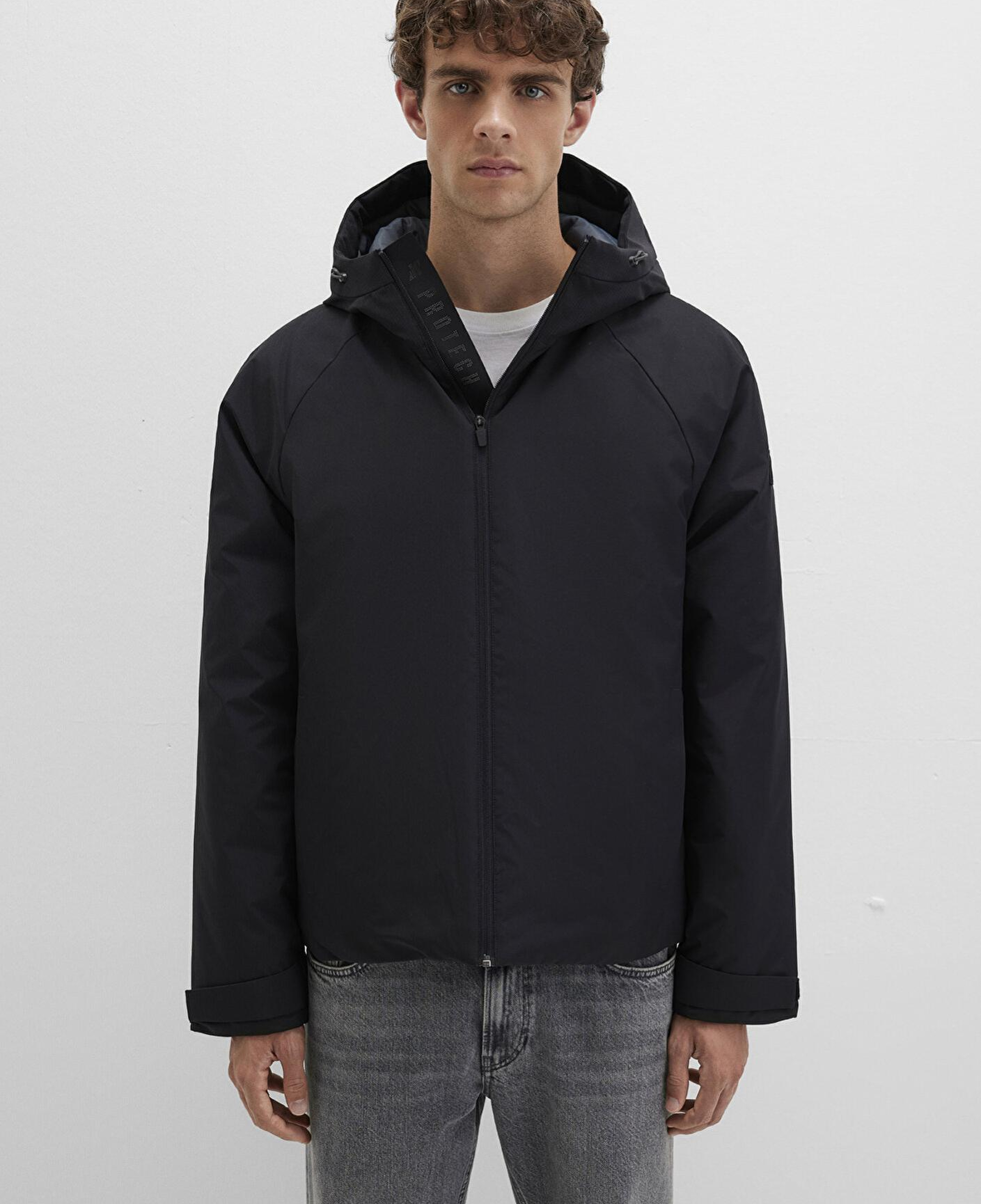 Mavi Su İtici Kapüşonlu Siyah Mont 0110615-71379