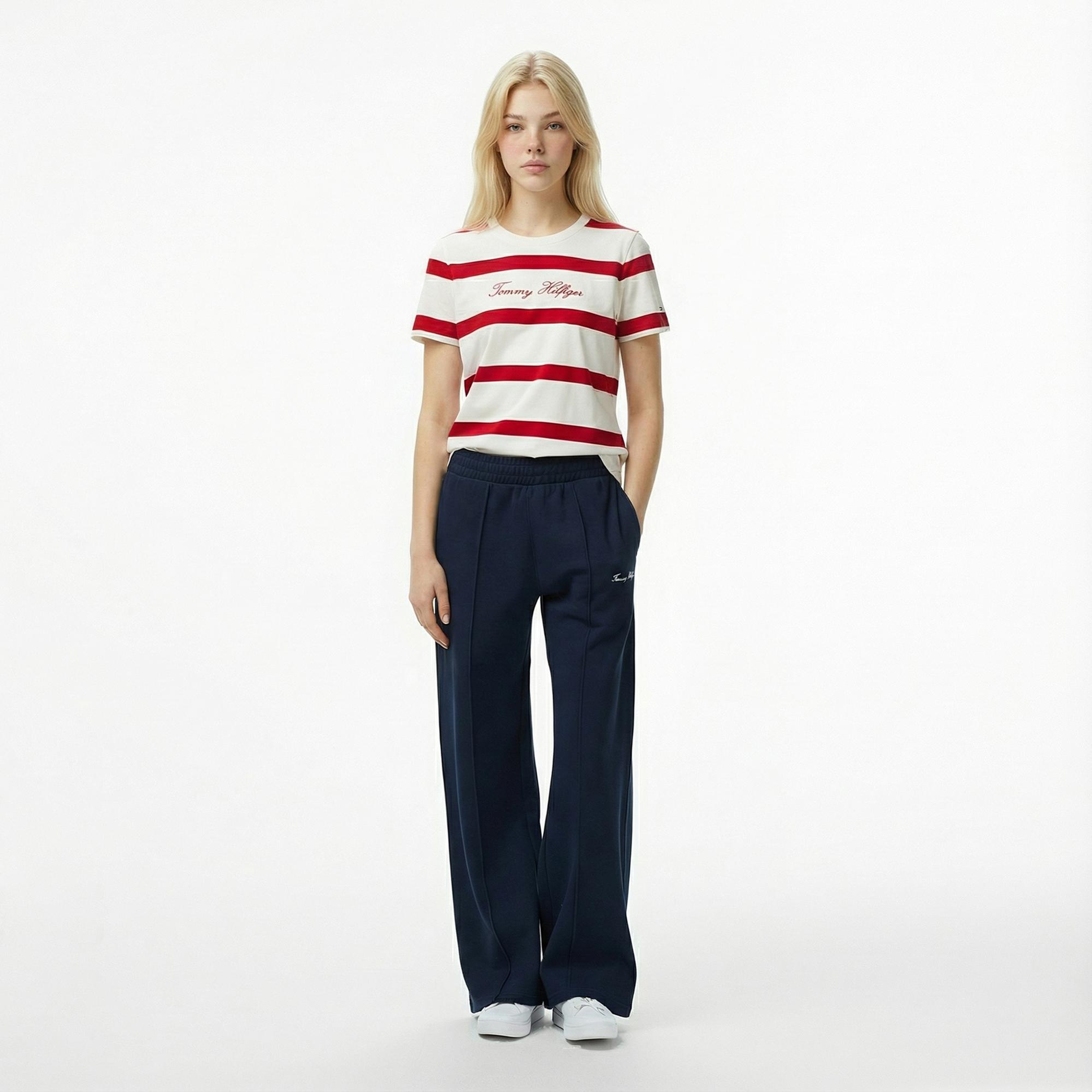 Tommy Hilfiger Script Regular Kadın Beyaz T-Shirt