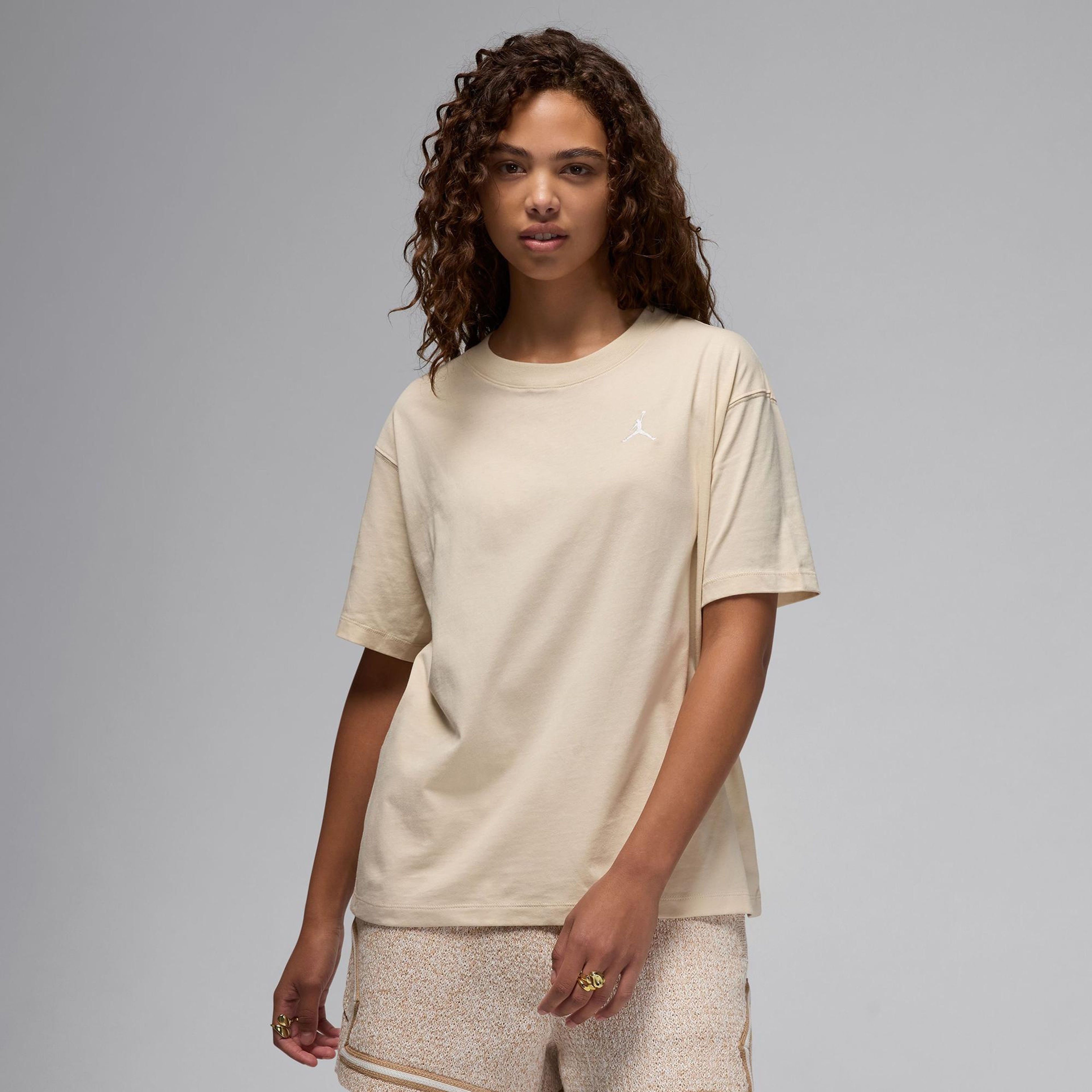 Jordan Essentials Kadın Açık Bej T-Shirt