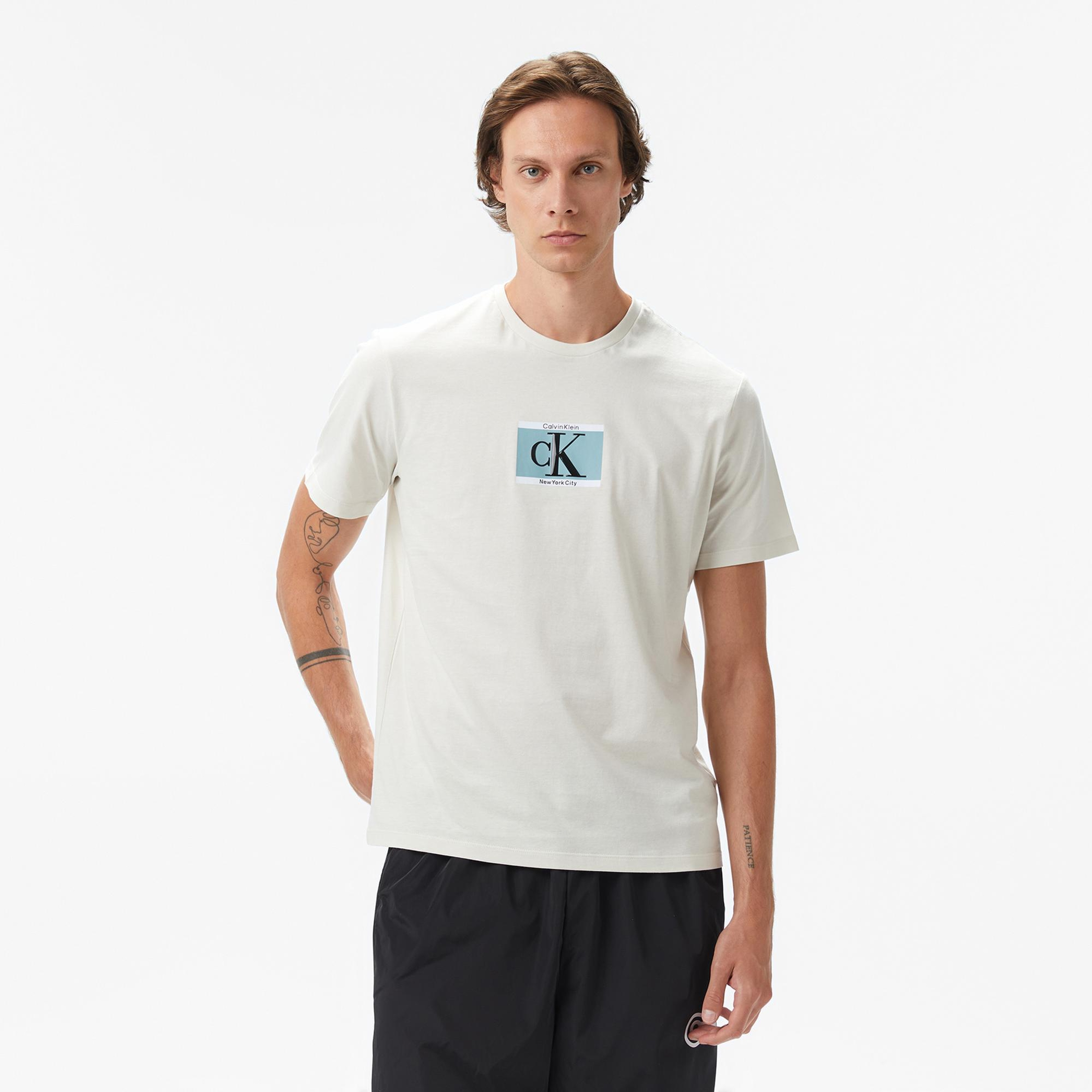 Calvin Klein Box Tape Graphic Erkek Beyaz T-Shirt