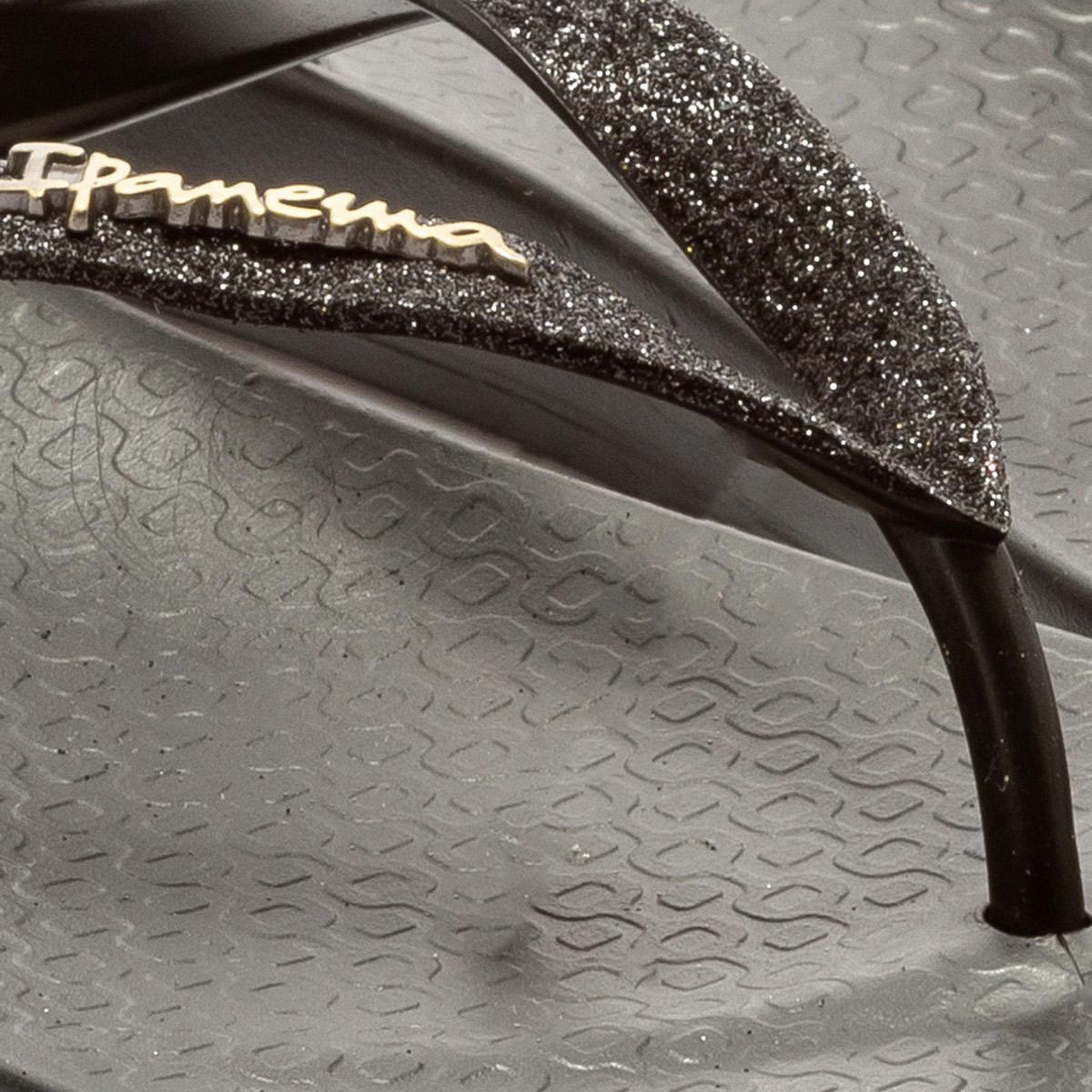 Anatomik Lolita Fem Kadın Parmak Arası Terlik Parlak,Siyah 35/42