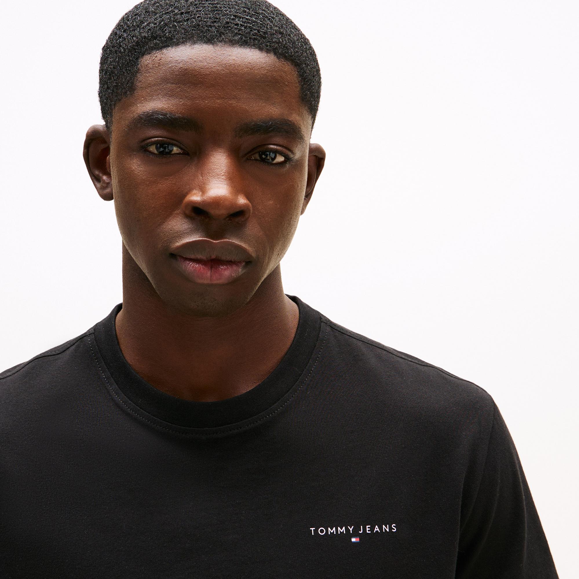 Tommy Jeans Slim Linear Chest Erkek Siyah T-Shirt
