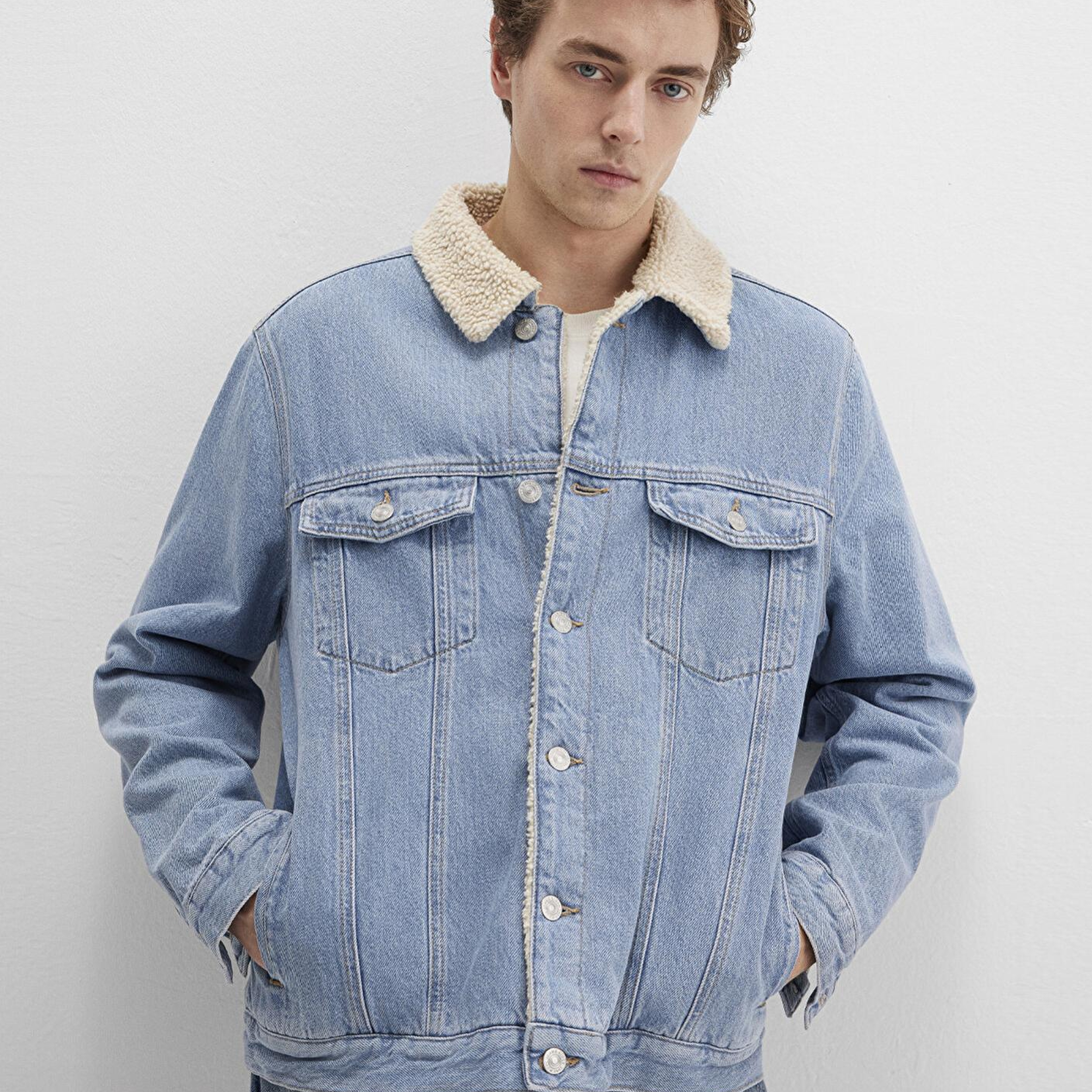 Mavi Zander Classic Denim Suni Kürklü Açık Mavi Jean Ceket 0111214-88554