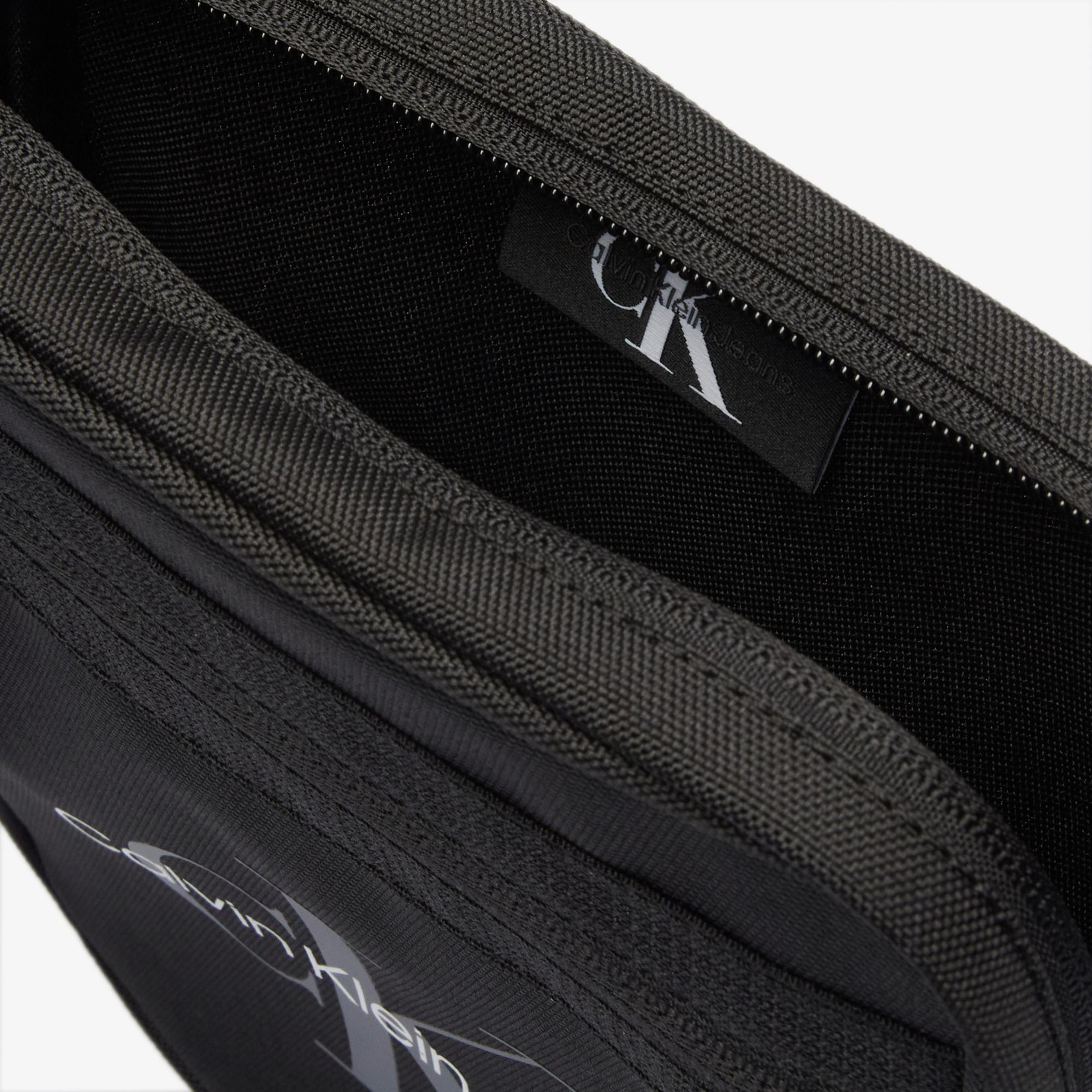 Calvin Klein Jeans Sport Essentials Reporter Erkek Siyah Çapraz Çanta