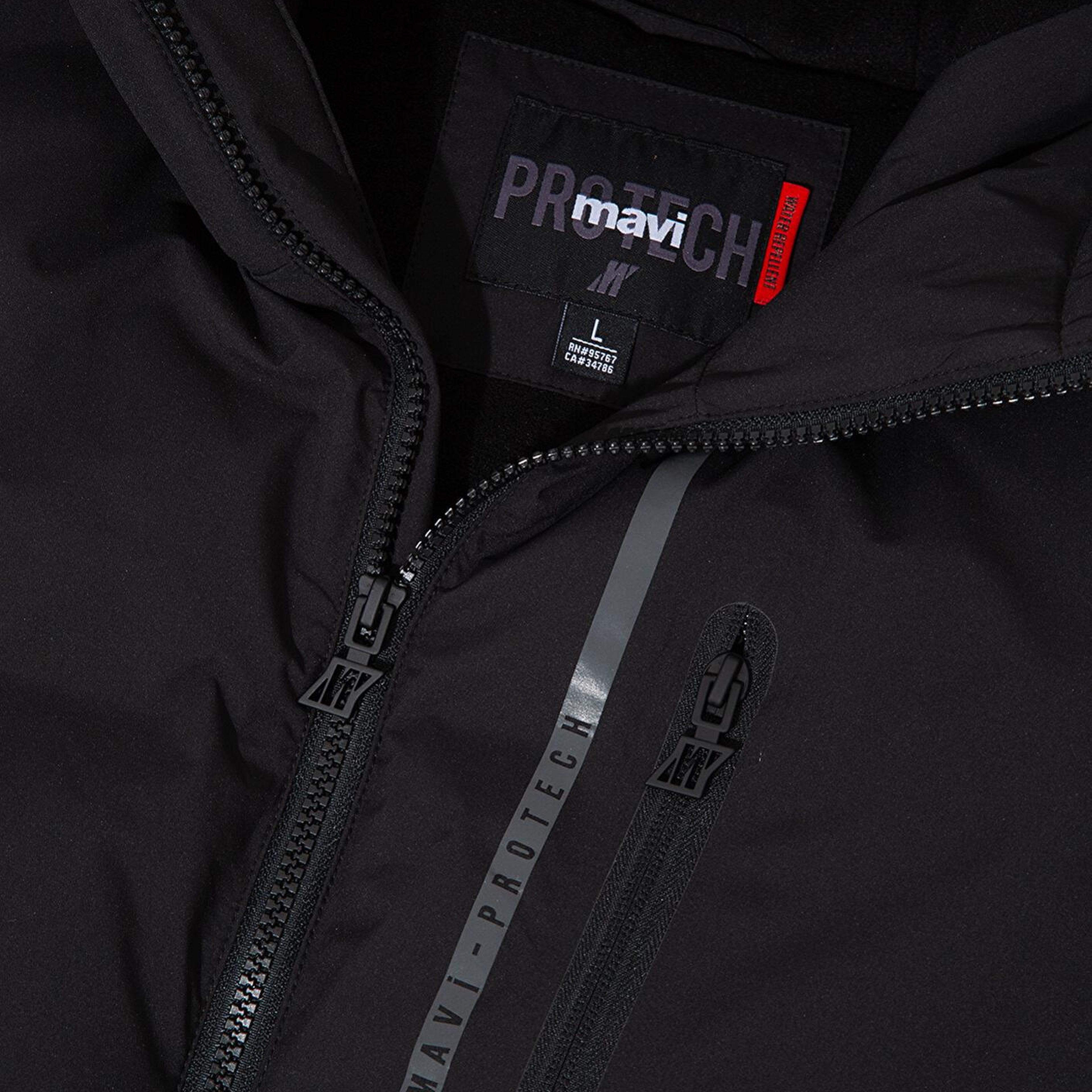 Mavi Su İtici Kapüşonlu Siyah Şişme Mont 0110463-900