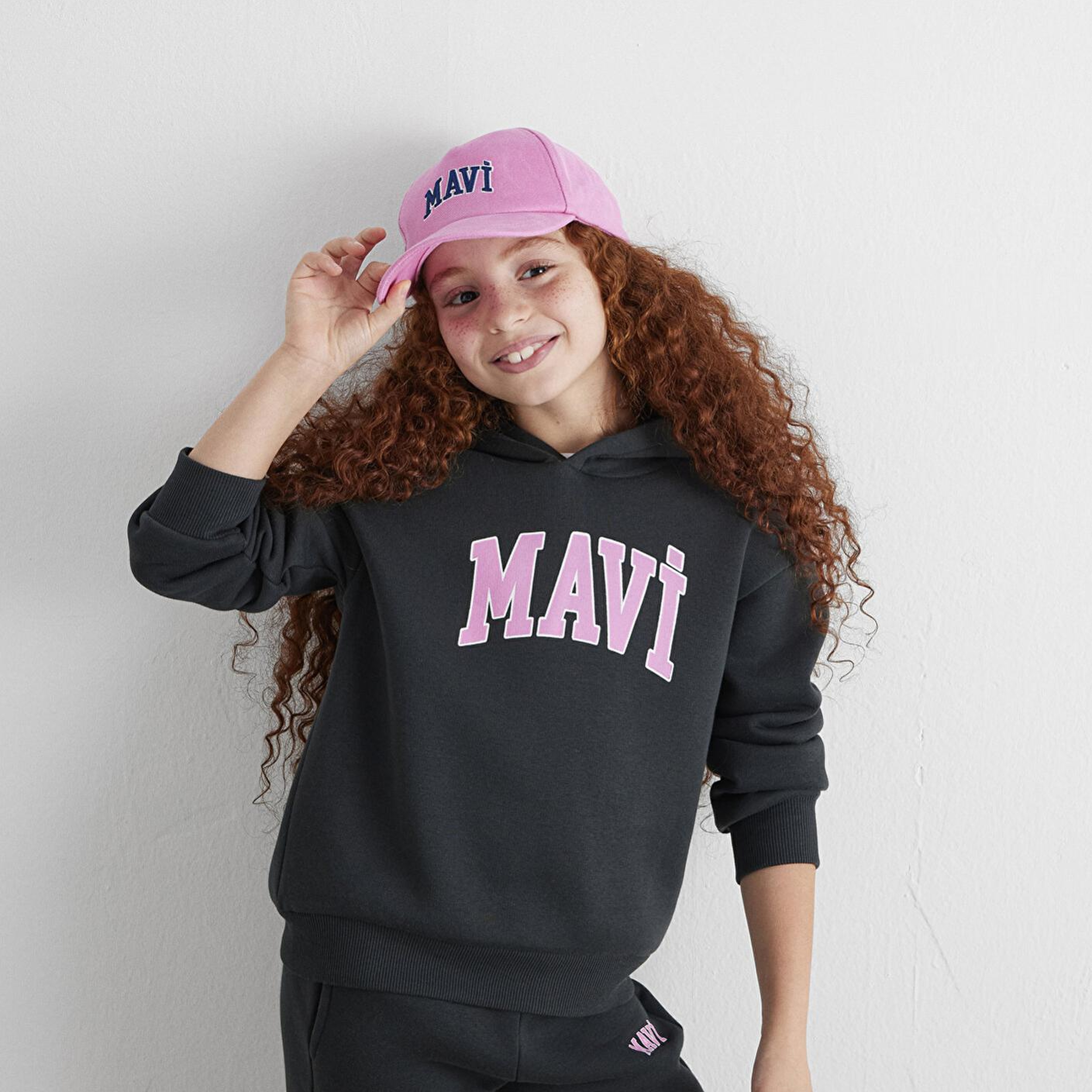 Mavi Mavi Logo Baskılı Kapüşonlu Antrasit Sweatshirt 7610035-70087