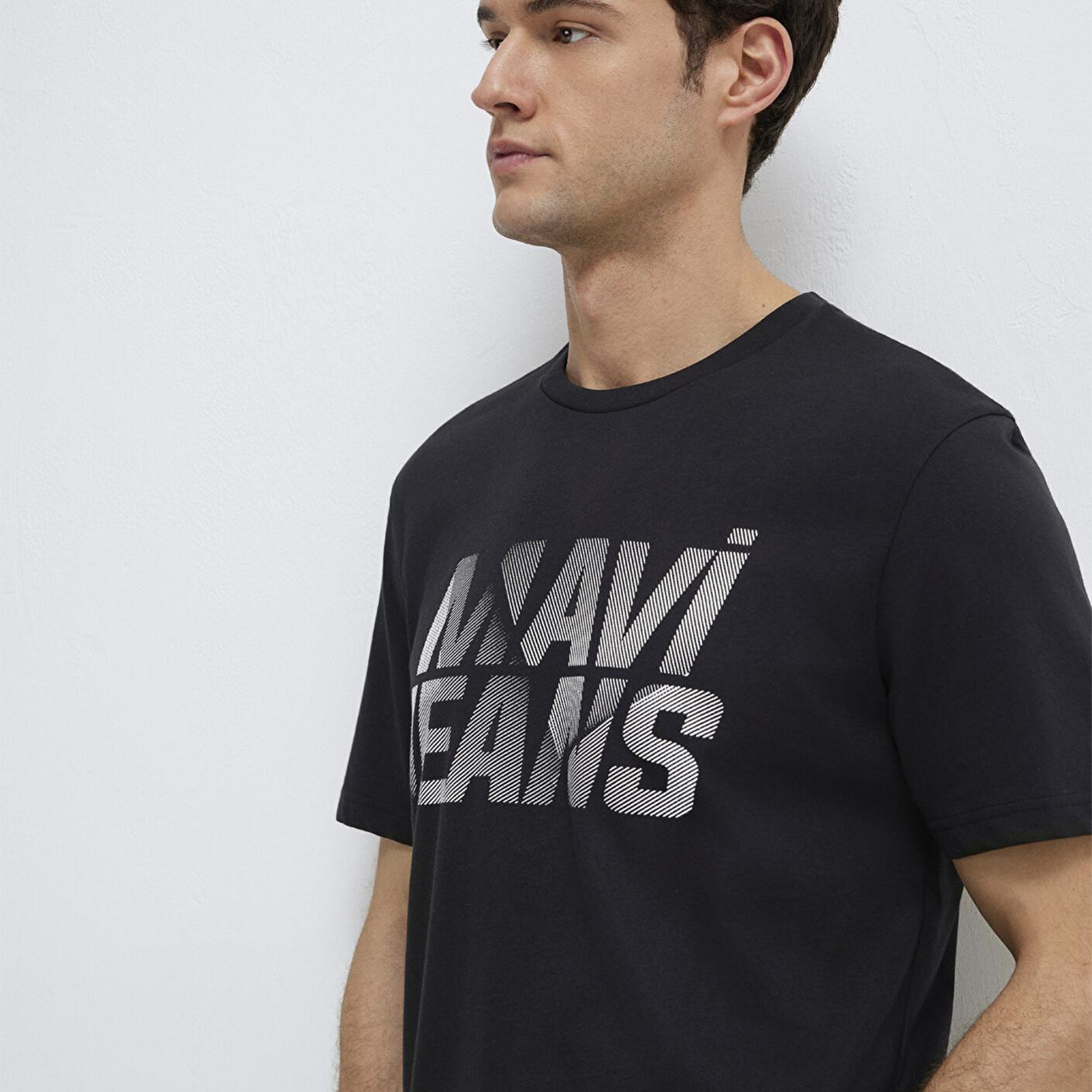 Mavi Mavi Logo Baskılı Siyah Tişört Regular Fit / Normal Kesim 0610260-900