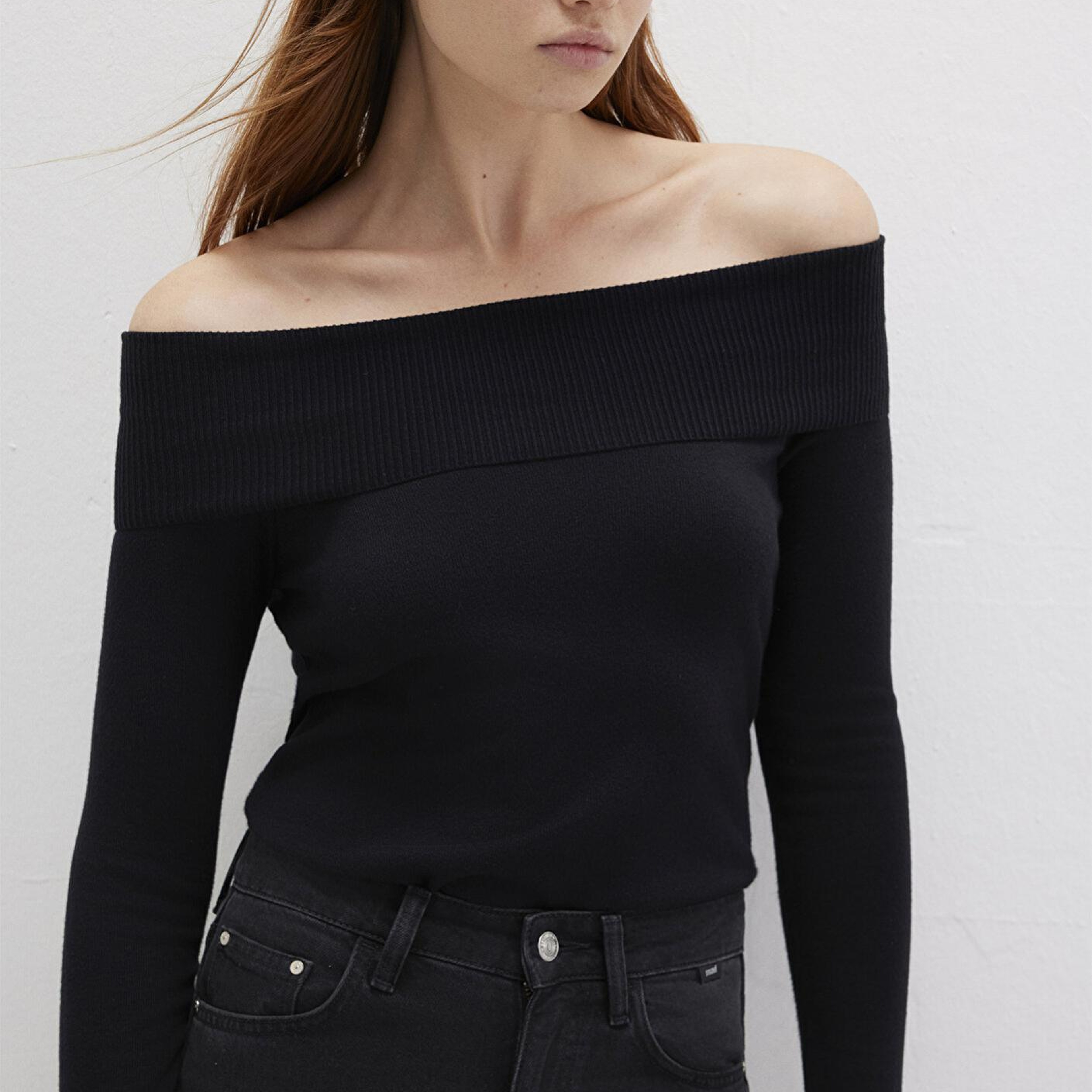 Mavi Düşük Omuz Detaylı Siyah Kazak Fitted / Vücuda Oturan Kesim 1710391-900