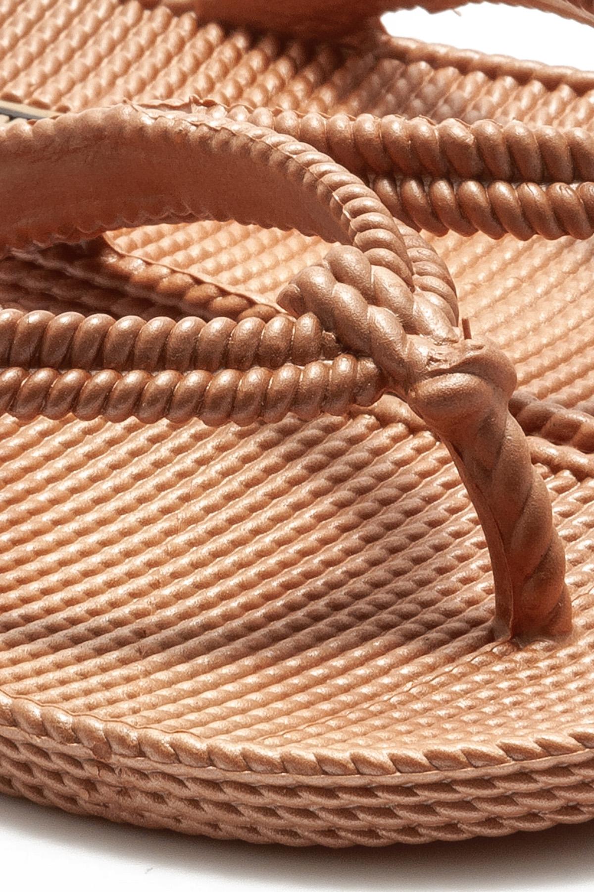 Soya Kadın Parmak Arası Terlik Kahverengi 36/40