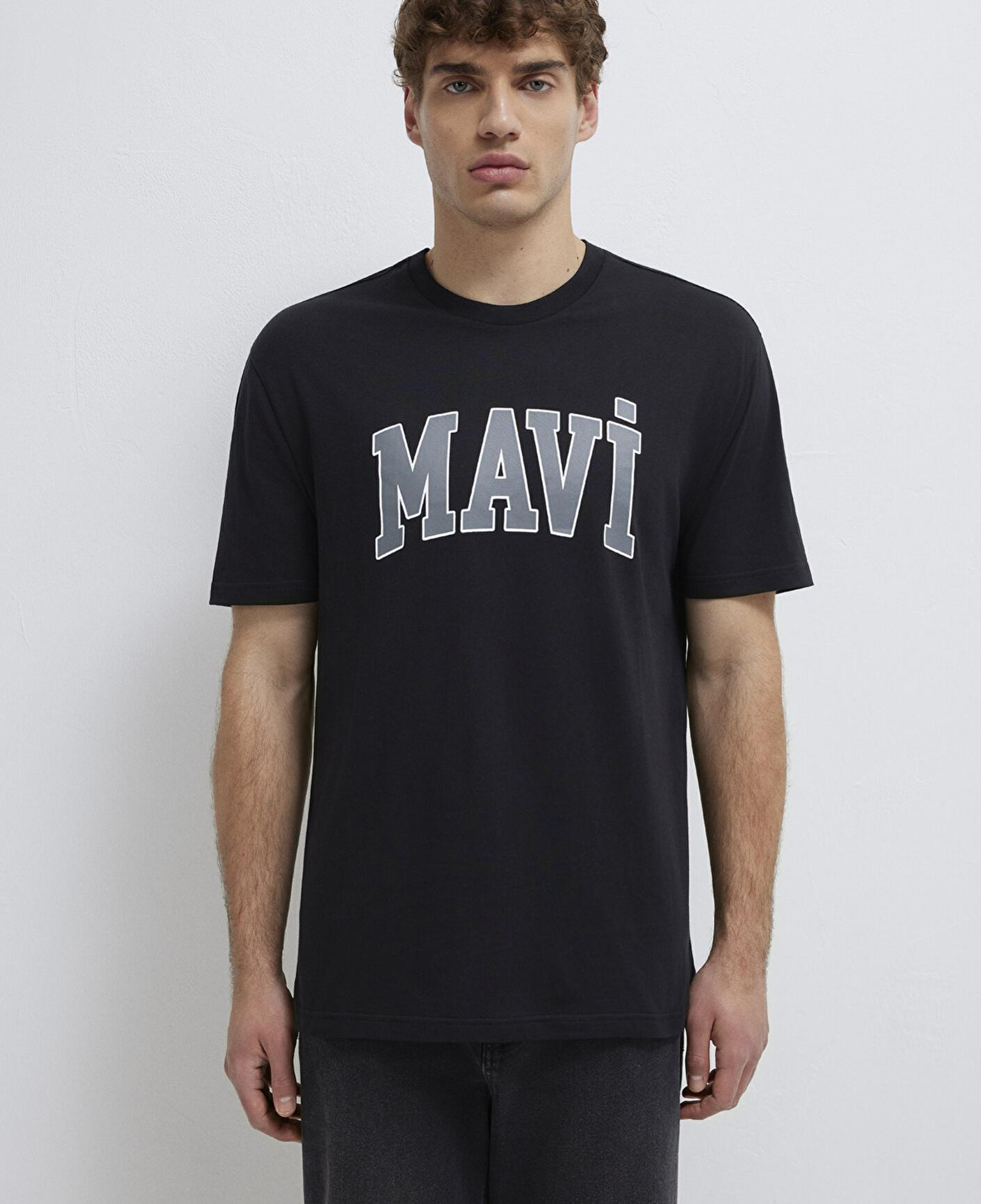 Mavi Mavi Logo Baskılı Siyah Tişört Loose Fit / Bol Rahat Kesim 0611711-900