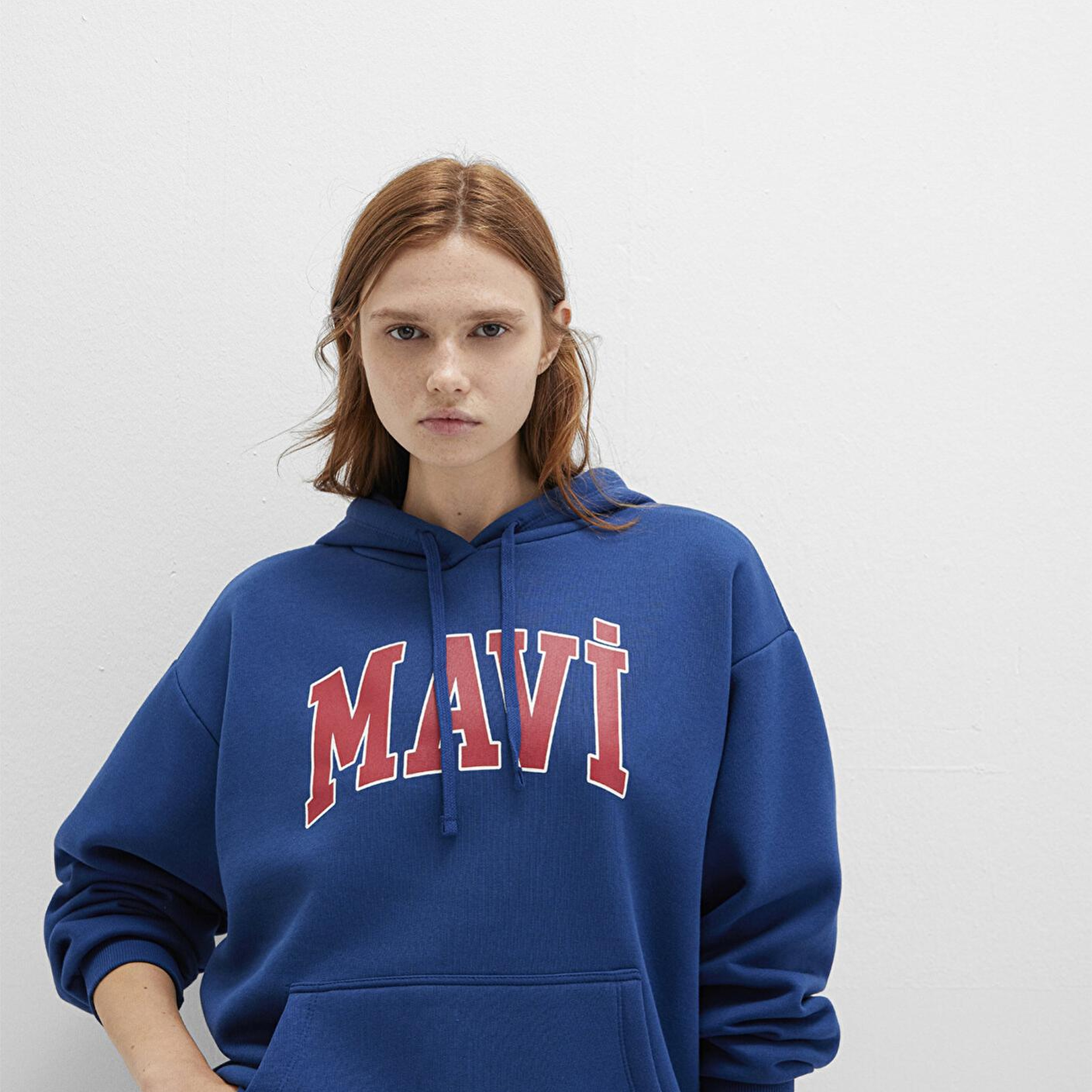 Mavi Mavi Logo Baskılı Kapüşonlu Lacivert Sweatshirt 1600361-82625