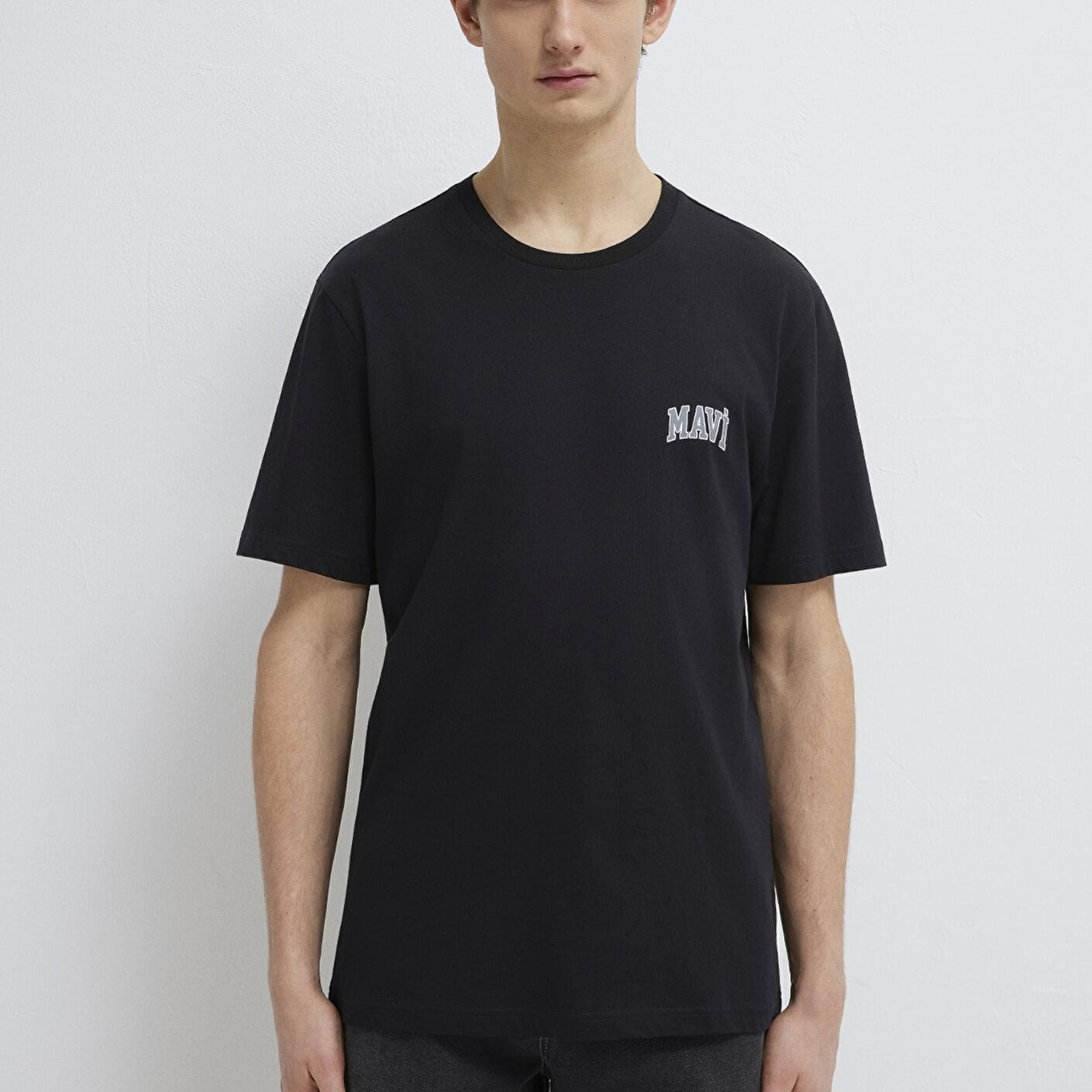 Mavi Mavi Logo Baskılı Siyah Tişört Regular Fit / Normal Kesim 0611714-900