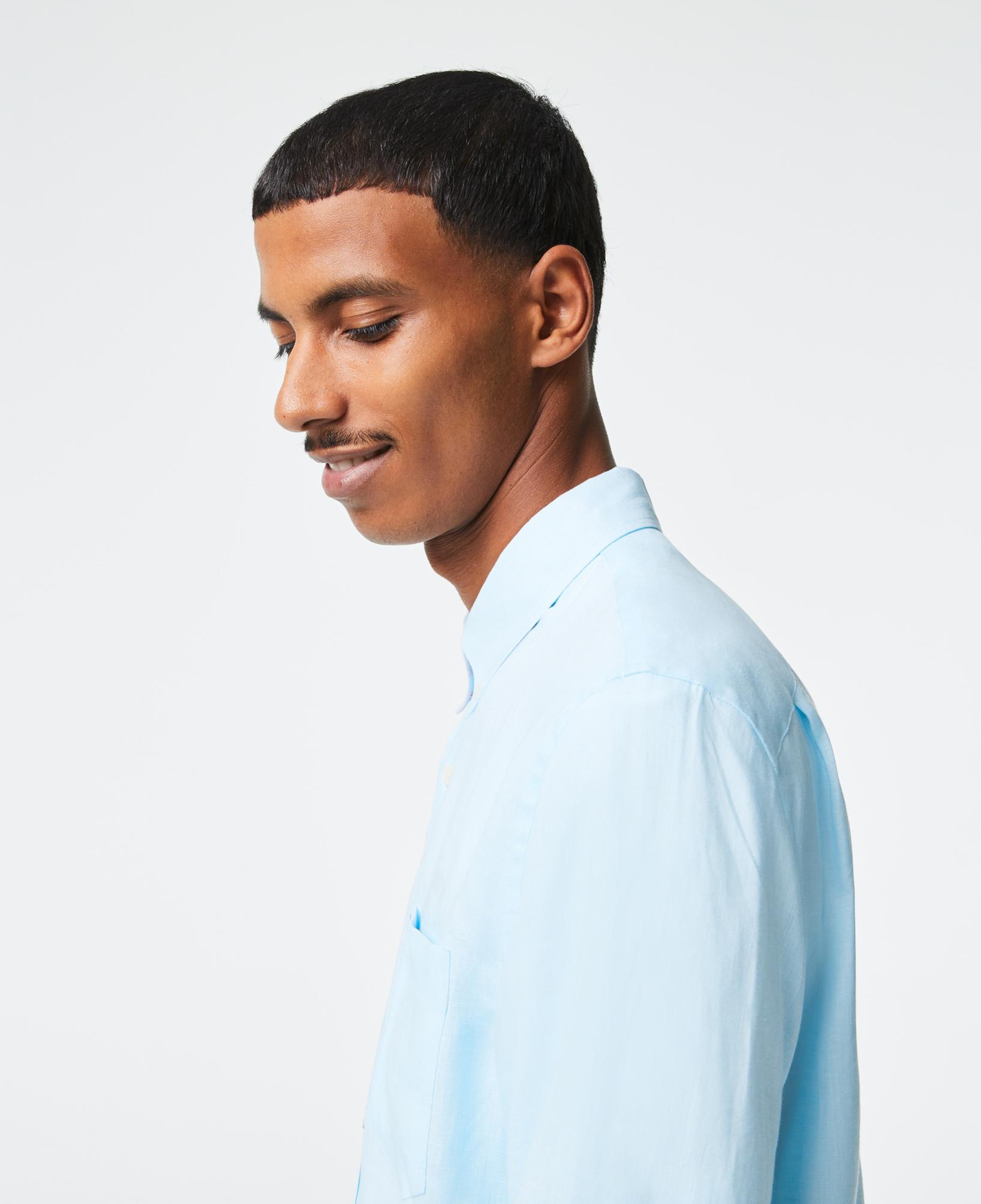 Erkek Regular Fit Düğmeli Yaka Keten Açık Mavi Gömlek