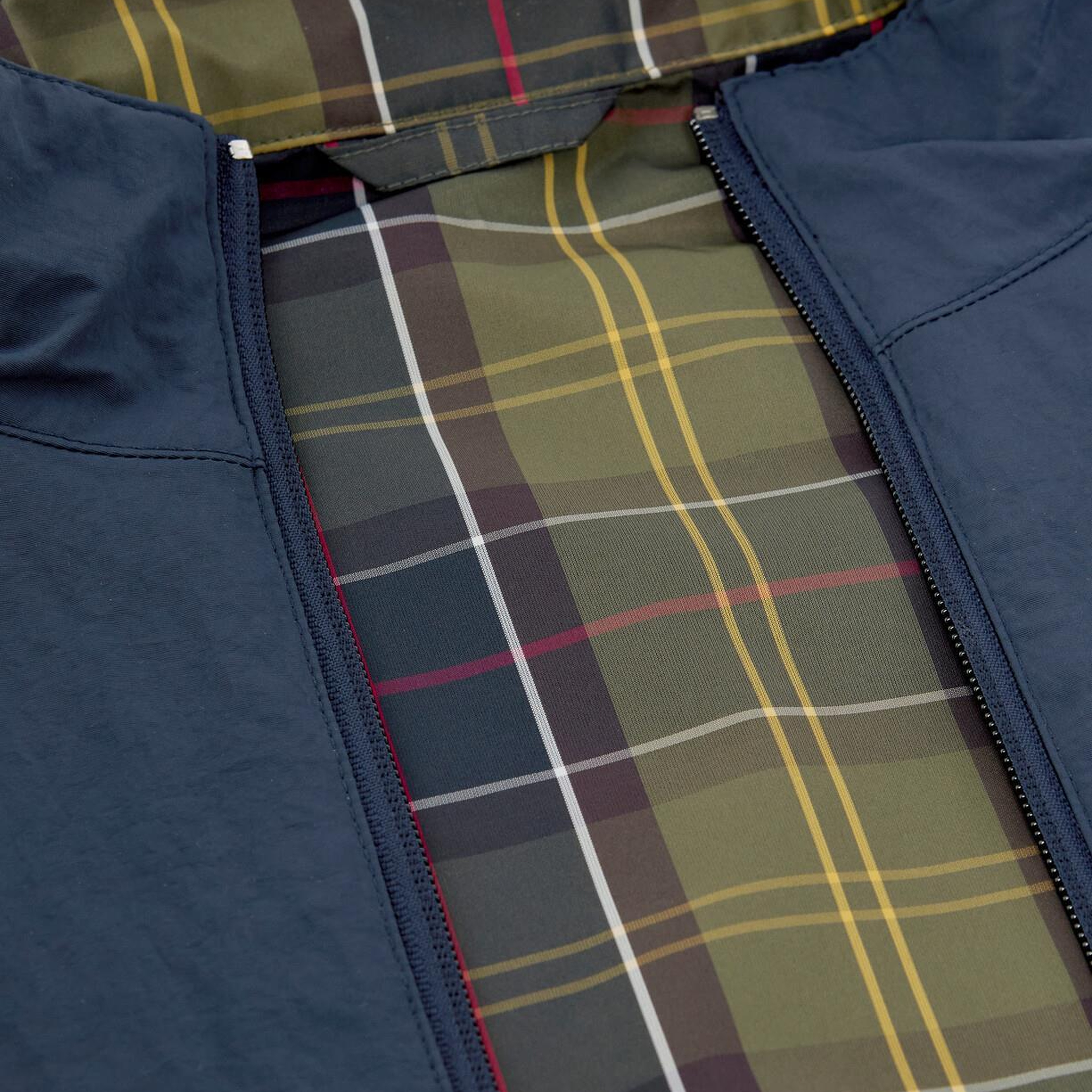 Barbour Reversible Korbel Showerproof Ceket