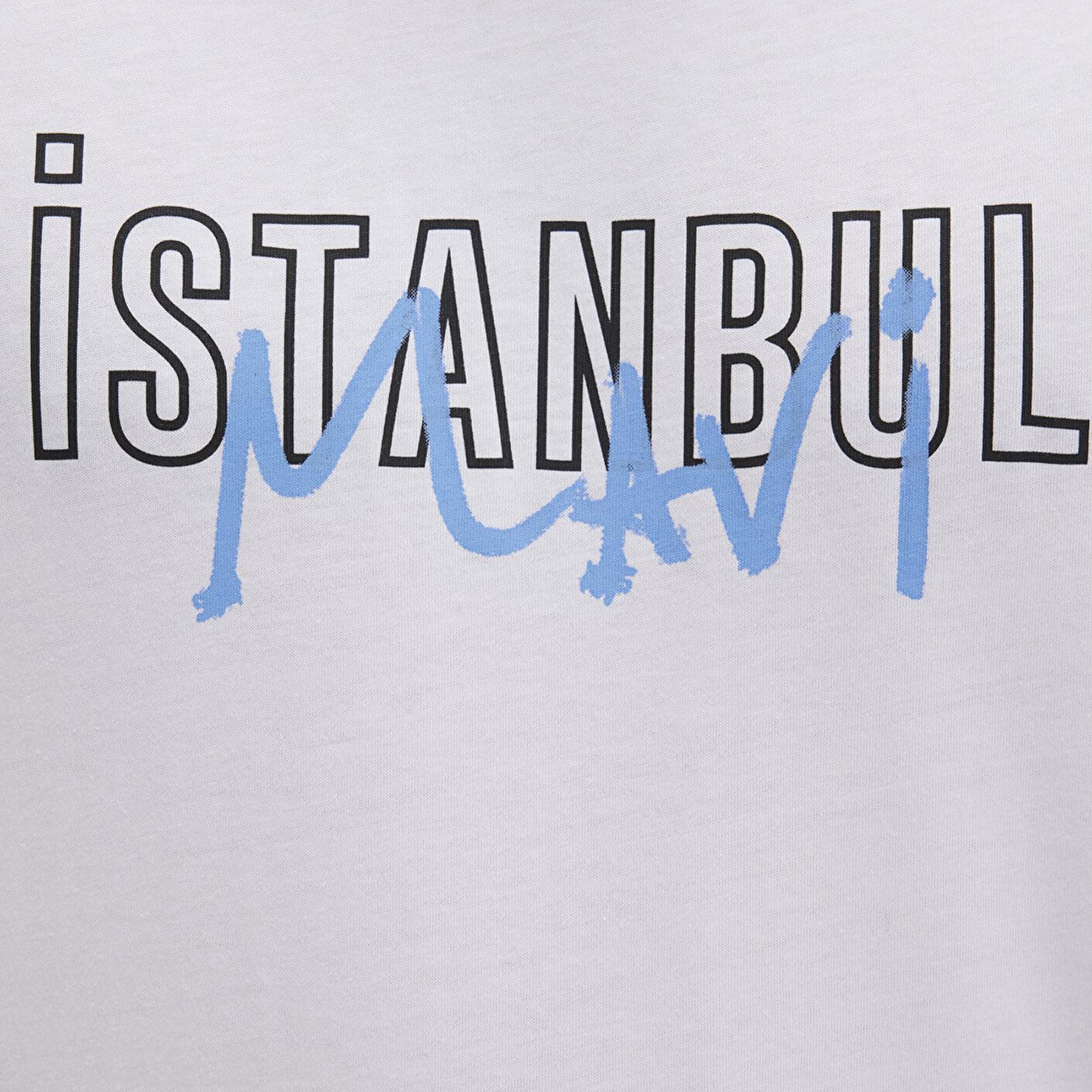 Mavi İstanbul Baskılı Beyaz Tişört Regular Fit / Normal Kesim 067114-620