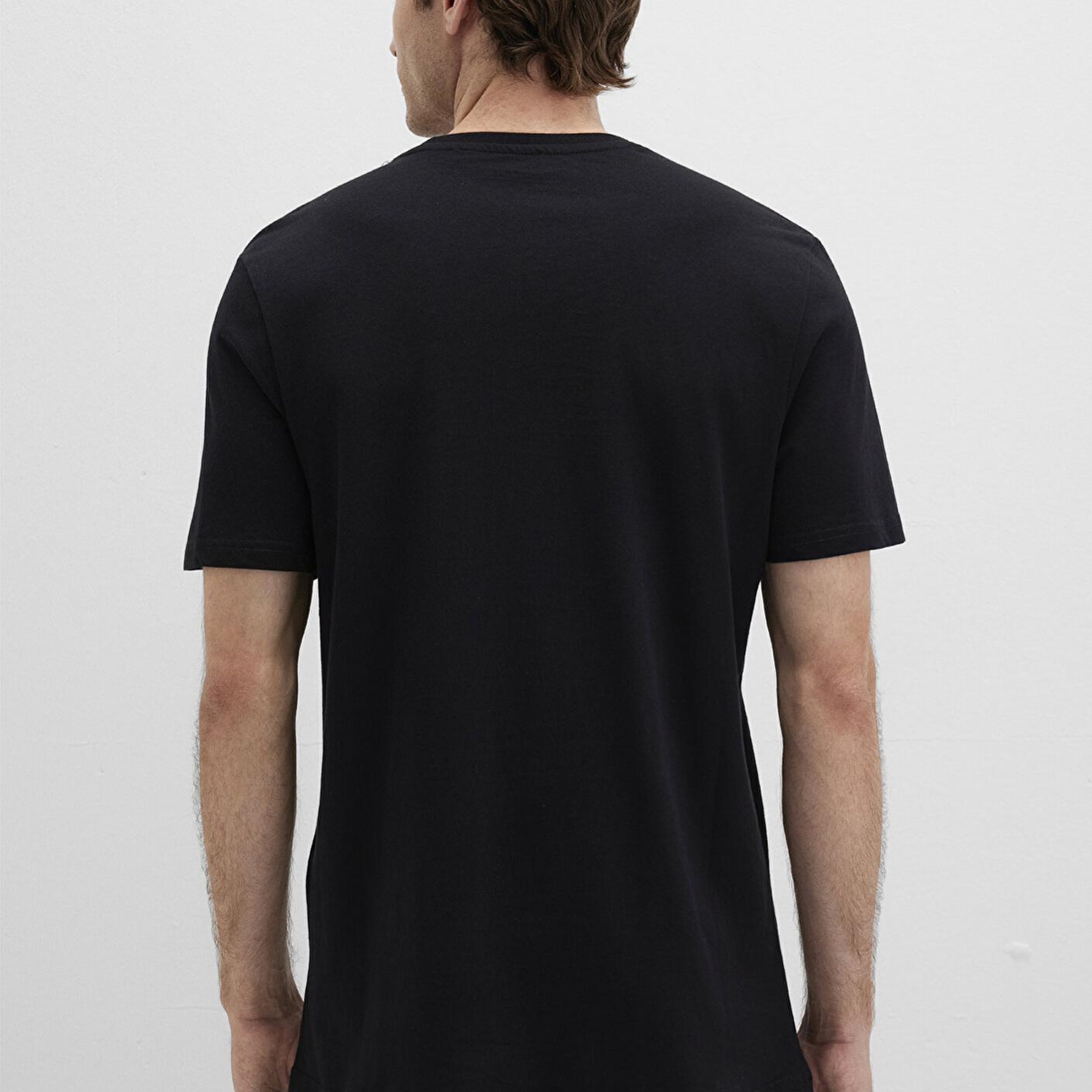 Mavi İstanbul Galata Baskılı Siyah Tişört Slim Fit / Dar Kesim 067053-900