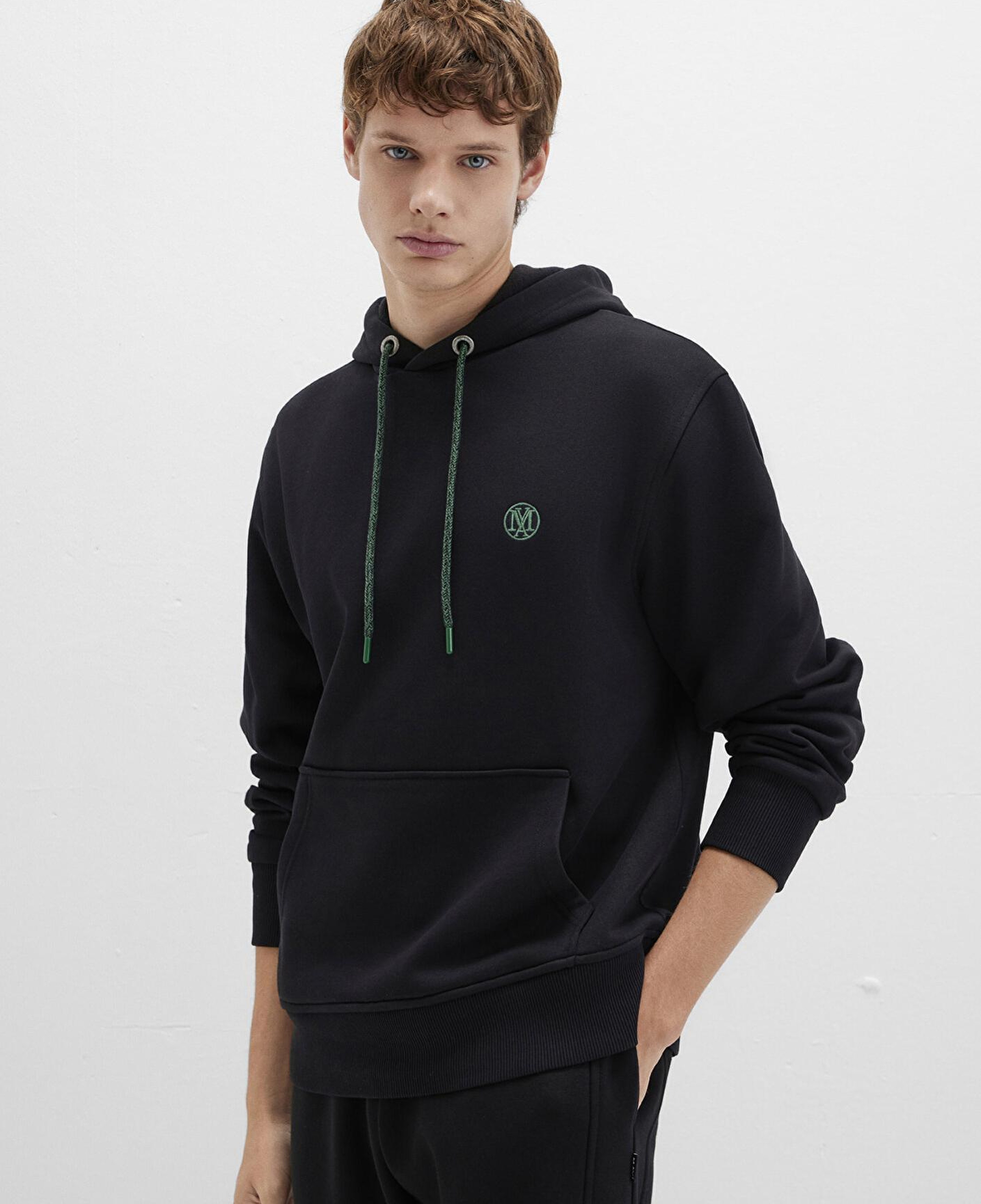 Mavi Mavi Logo Nakışlı Kapüşonlu Siyah Sweatshirt 065809-900