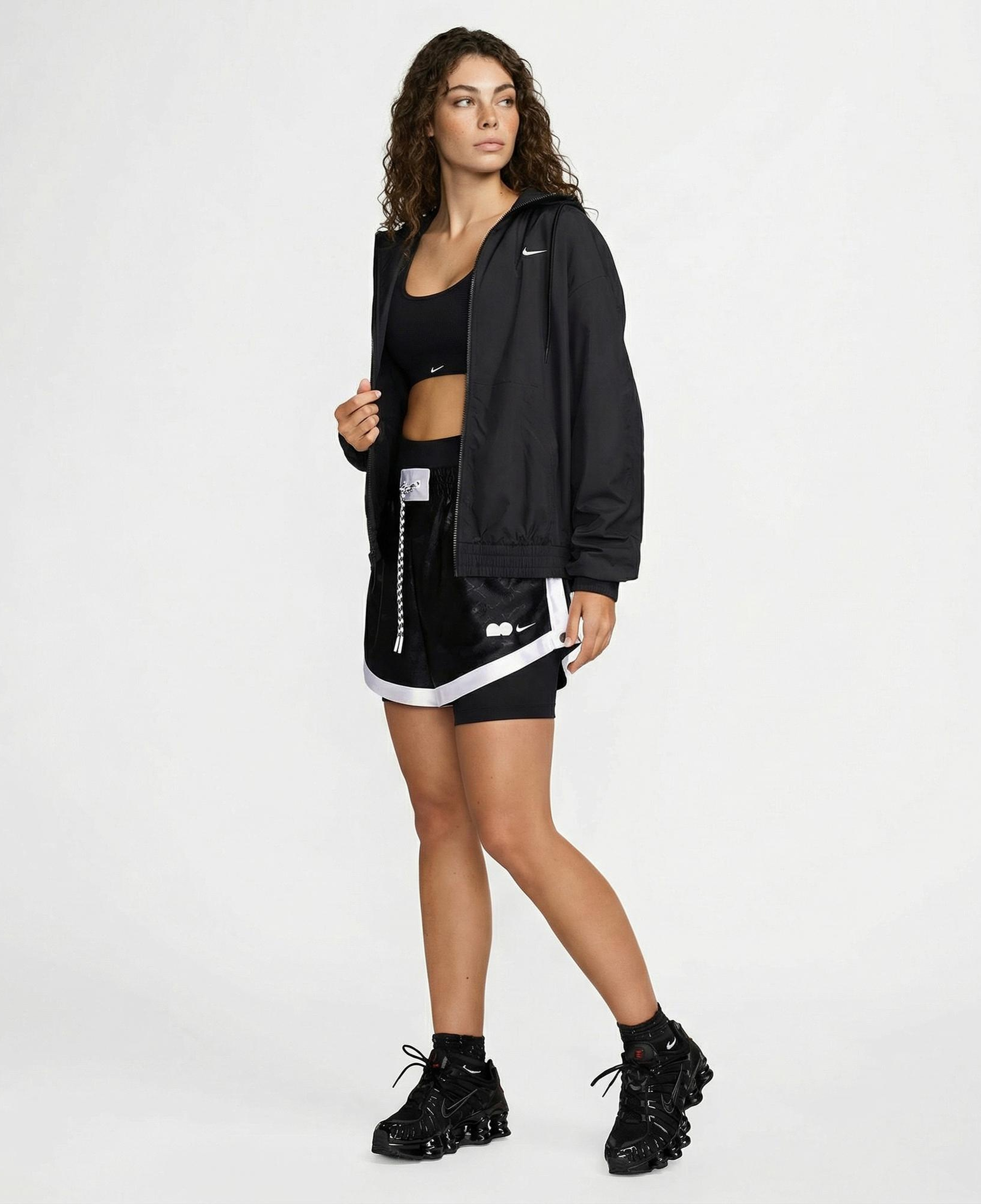 Nike Sportswear Classic Woven Kadın Siyah Ceket