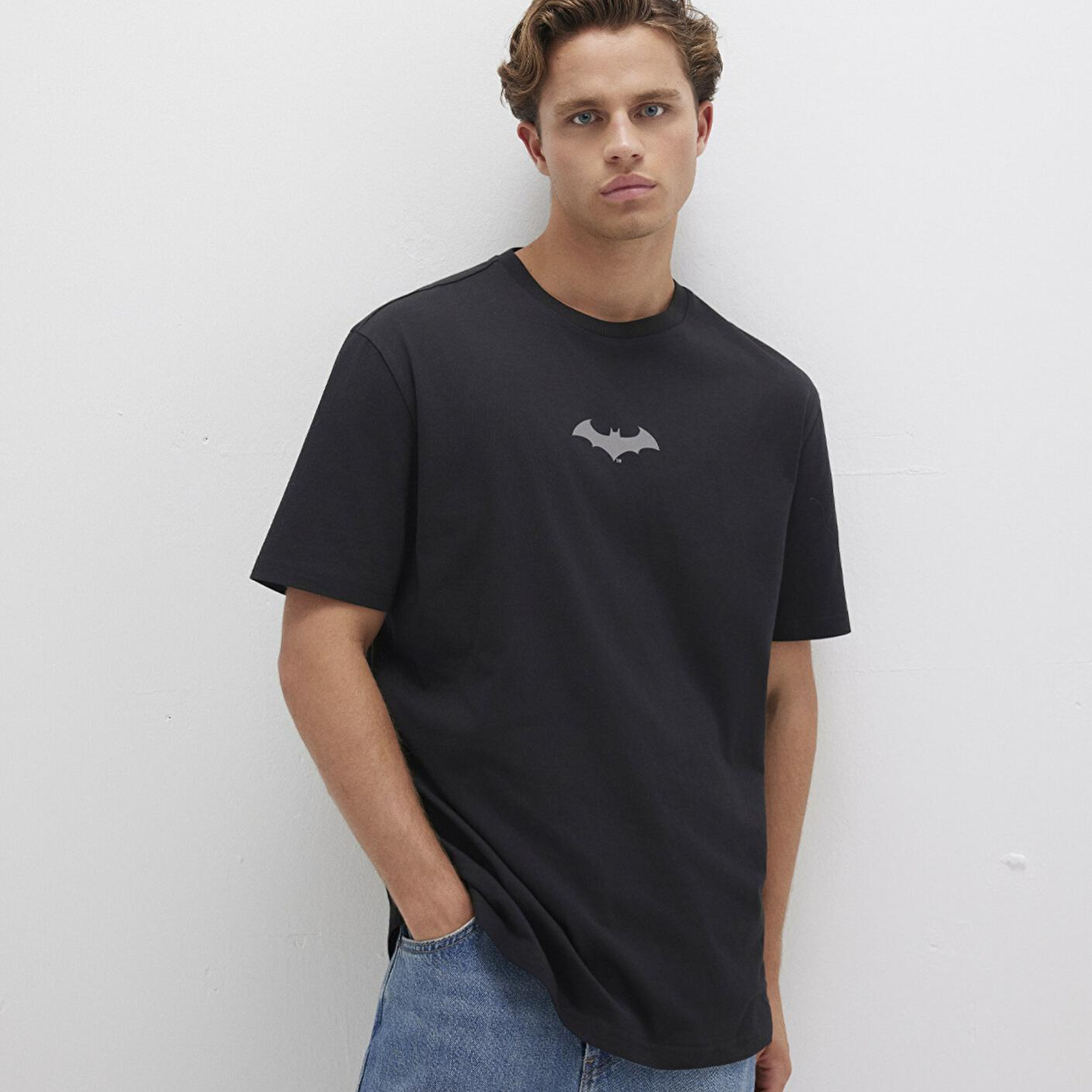 Mavi Batman Baskılı Siyah Tişört Loose Fit / Bol Rahat Kesim 066878-900