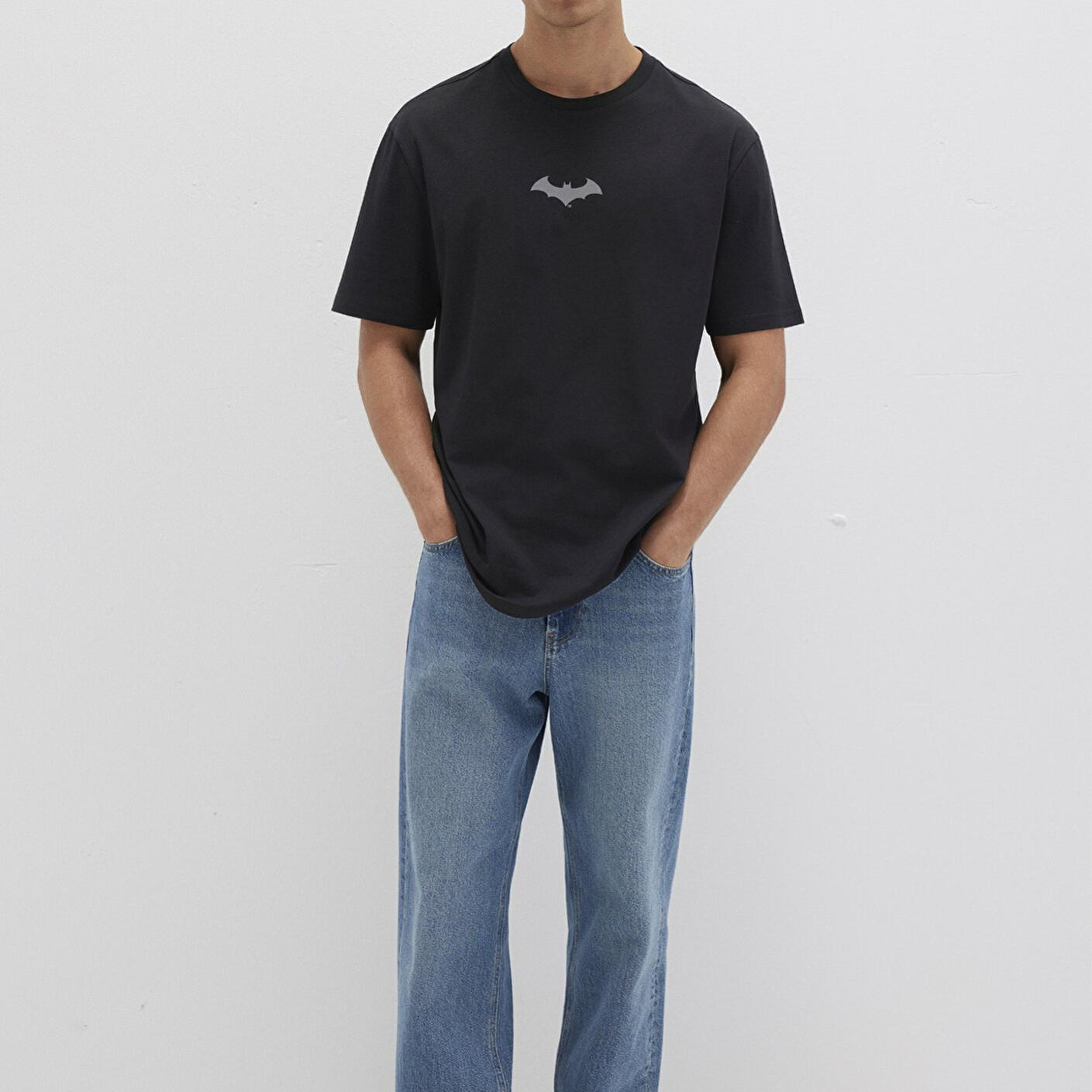 Mavi Batman Baskılı Siyah Tişört Loose Fit / Bol Rahat Kesim 066878-900