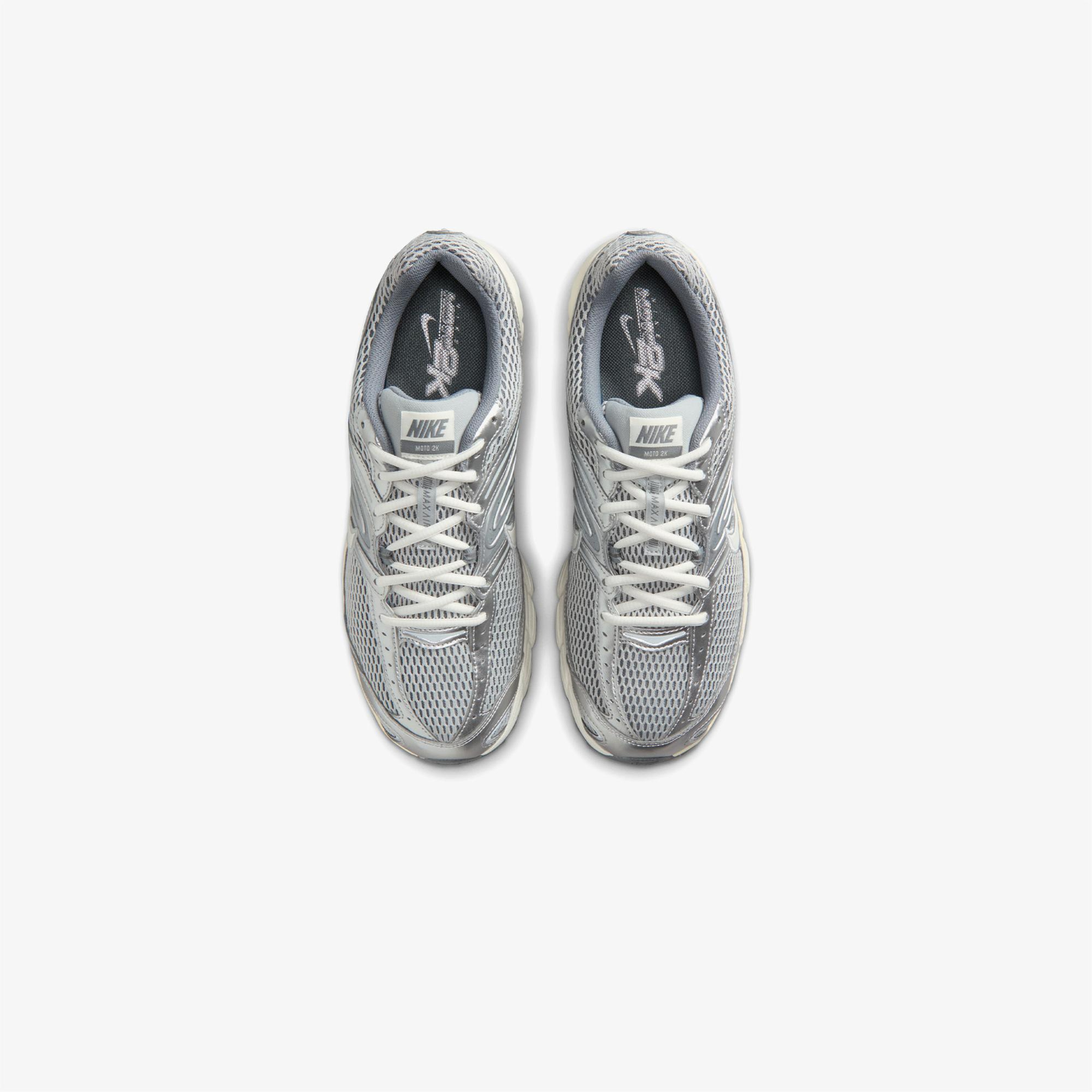 Nike Air Max Moto Erkek Gri Spor Ayakkabı