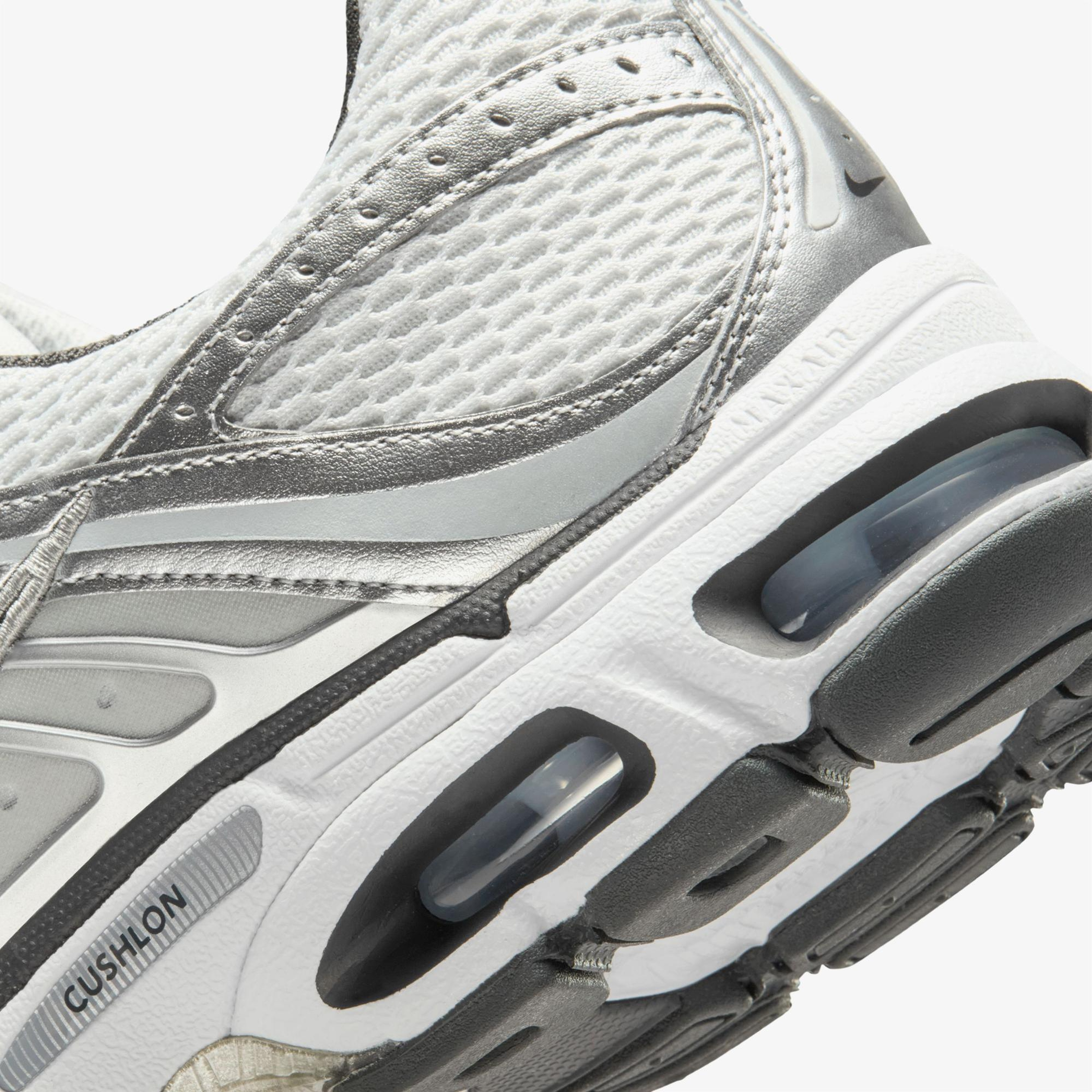 Nike Air Max Moto Erkek Gri Spor Ayakkabı