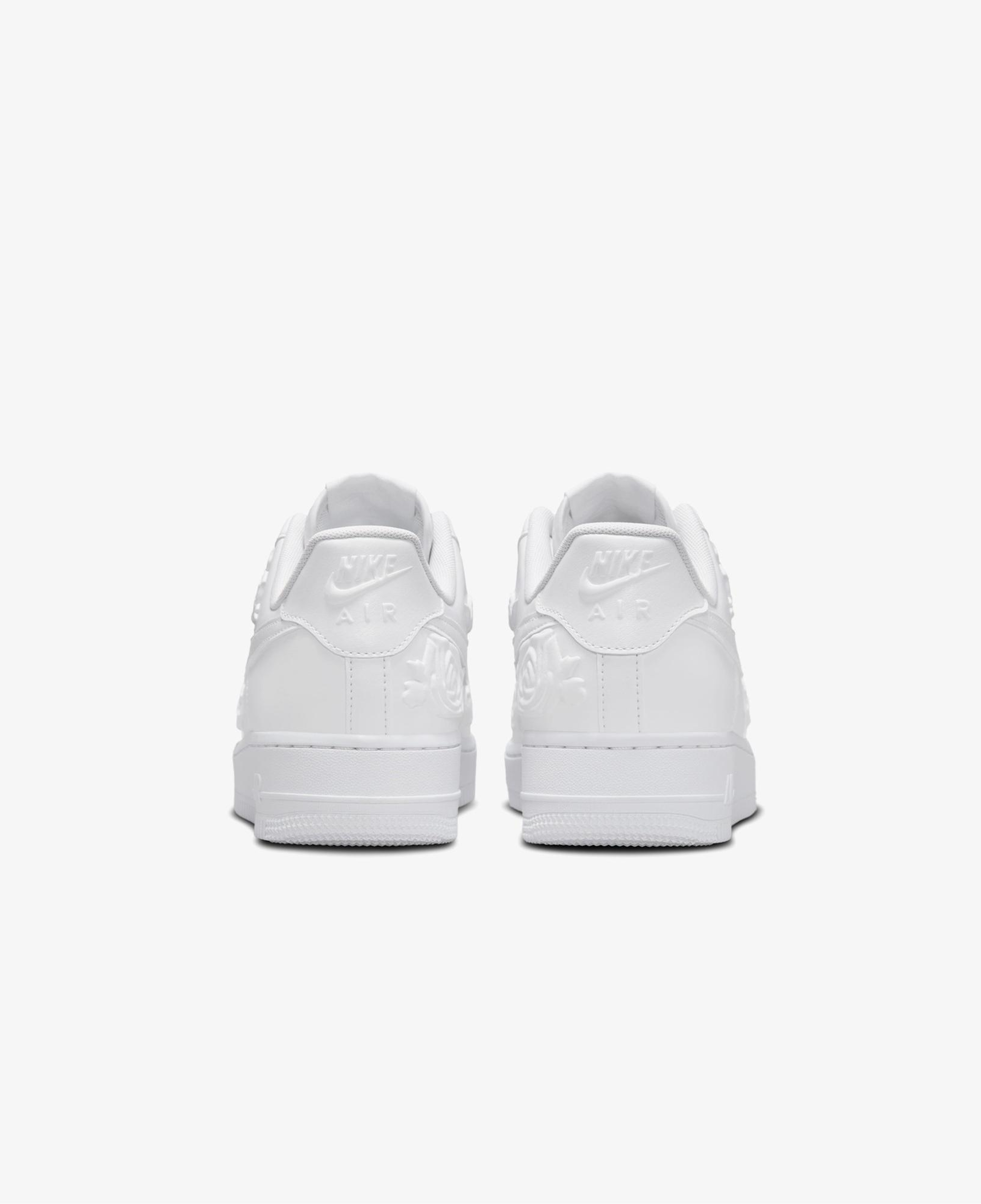 Nike Air Force 1 '07 Kadın Beyaz Spor Ayakkabı