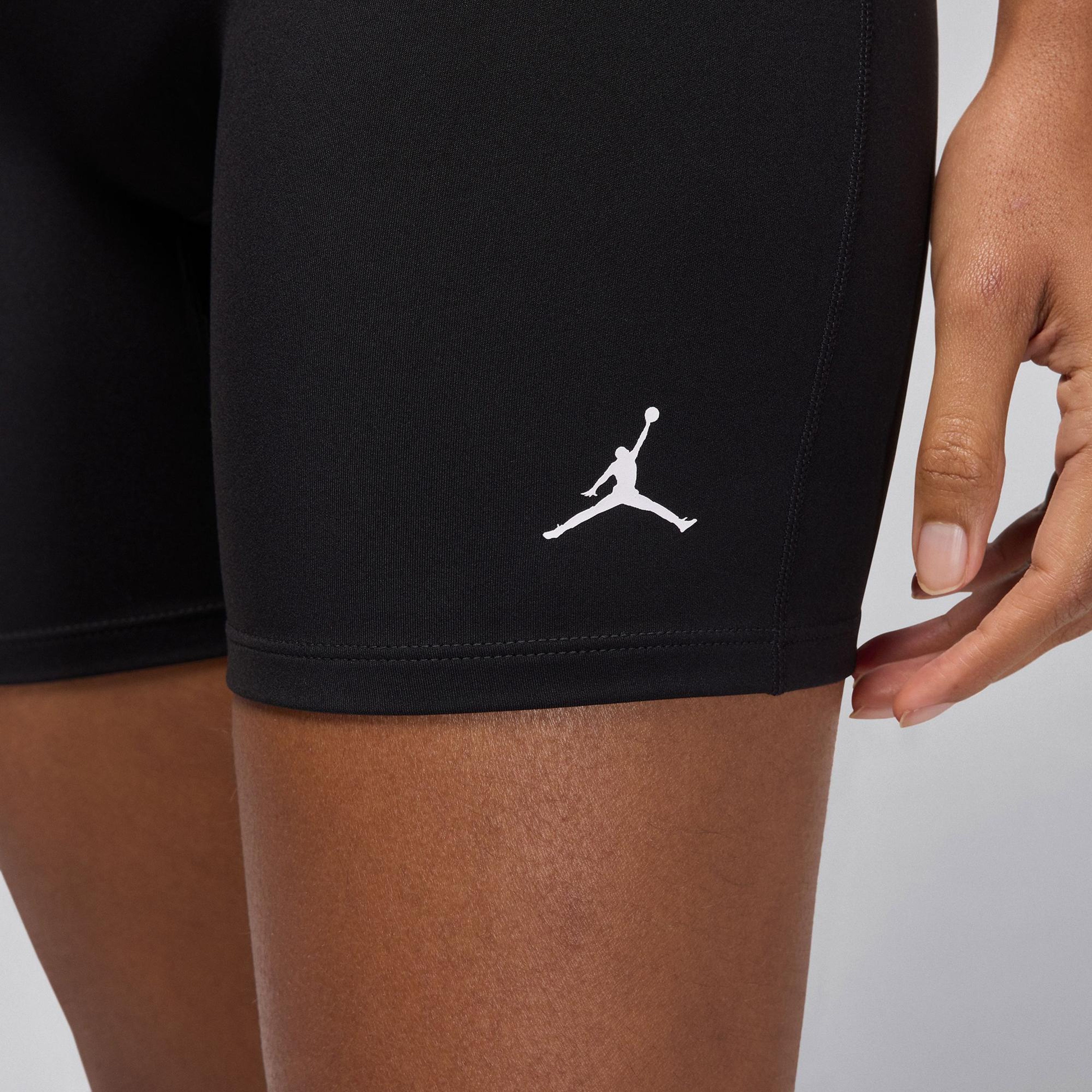 Jordan Sport Dri-Fit Yüksek Belli 15 cm Kadın Siyah Kısa Tayt