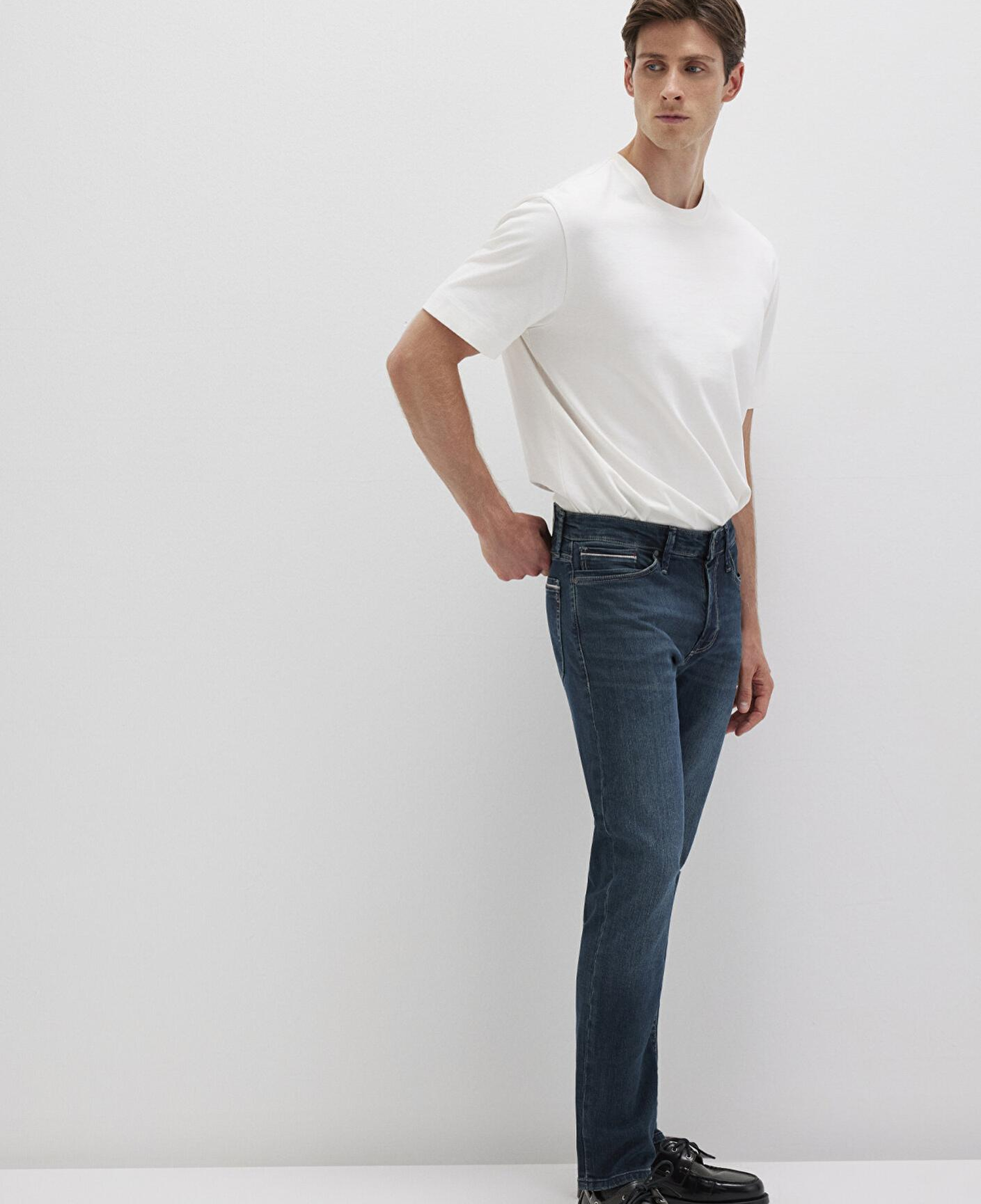 Mavi Marcus Mavi Premium Puslu Koyu Mavi Jean Pantolon 0035128946