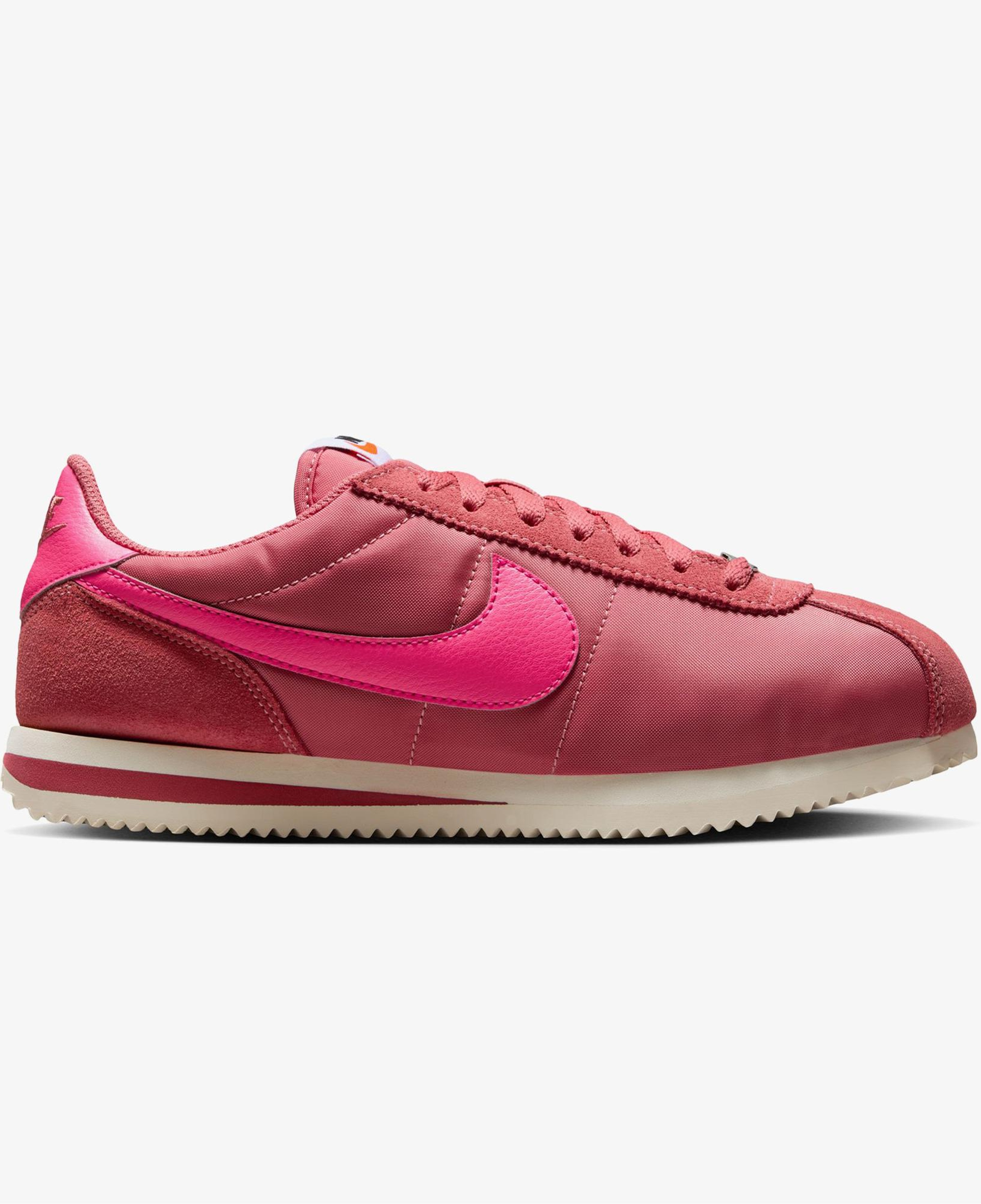 Nike Cortez Kadın Pembe Spor Ayakkabı
