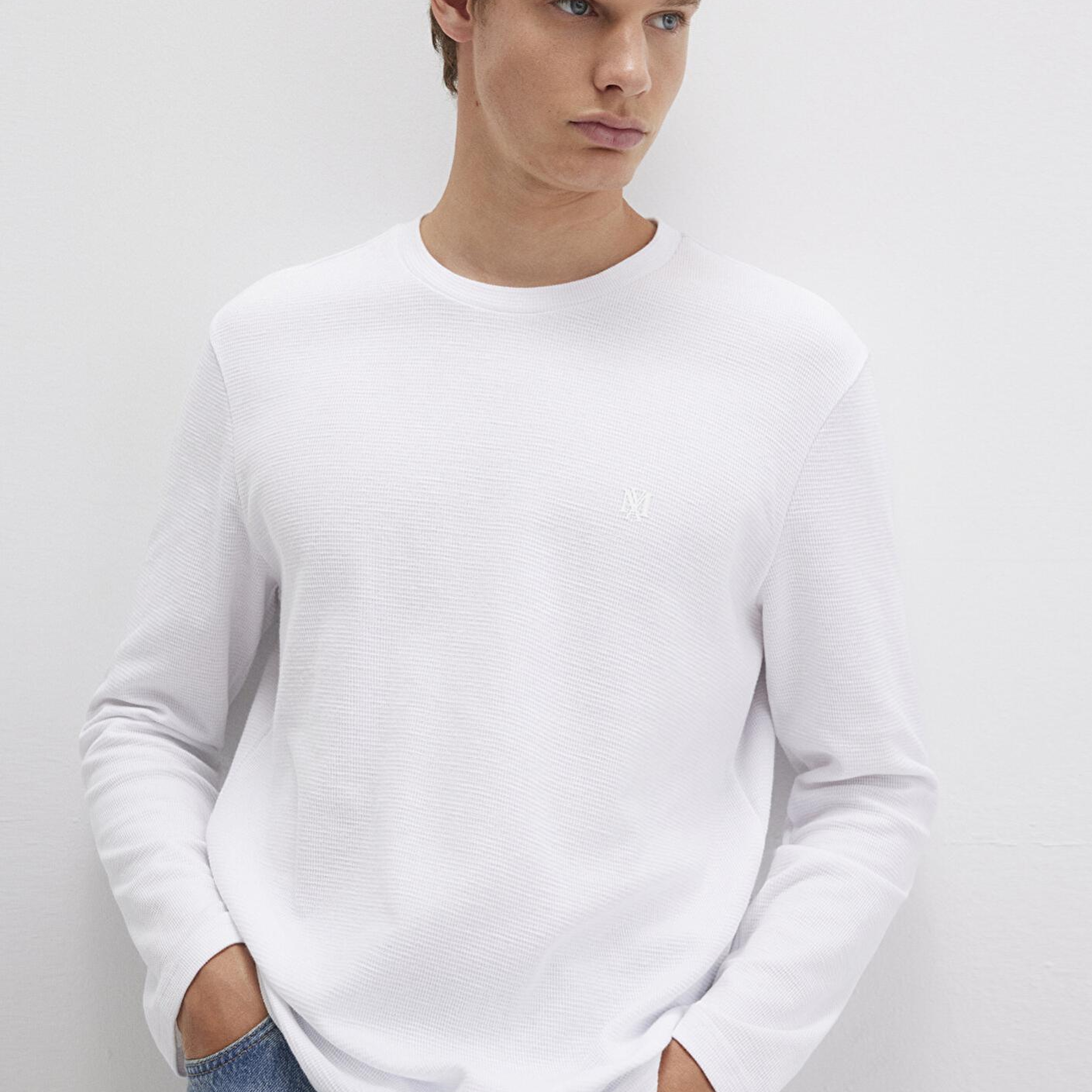 Mavi Uzun Kollu Beyaz Basic Tişört Slim Fit / Dar Kesim 065755-620