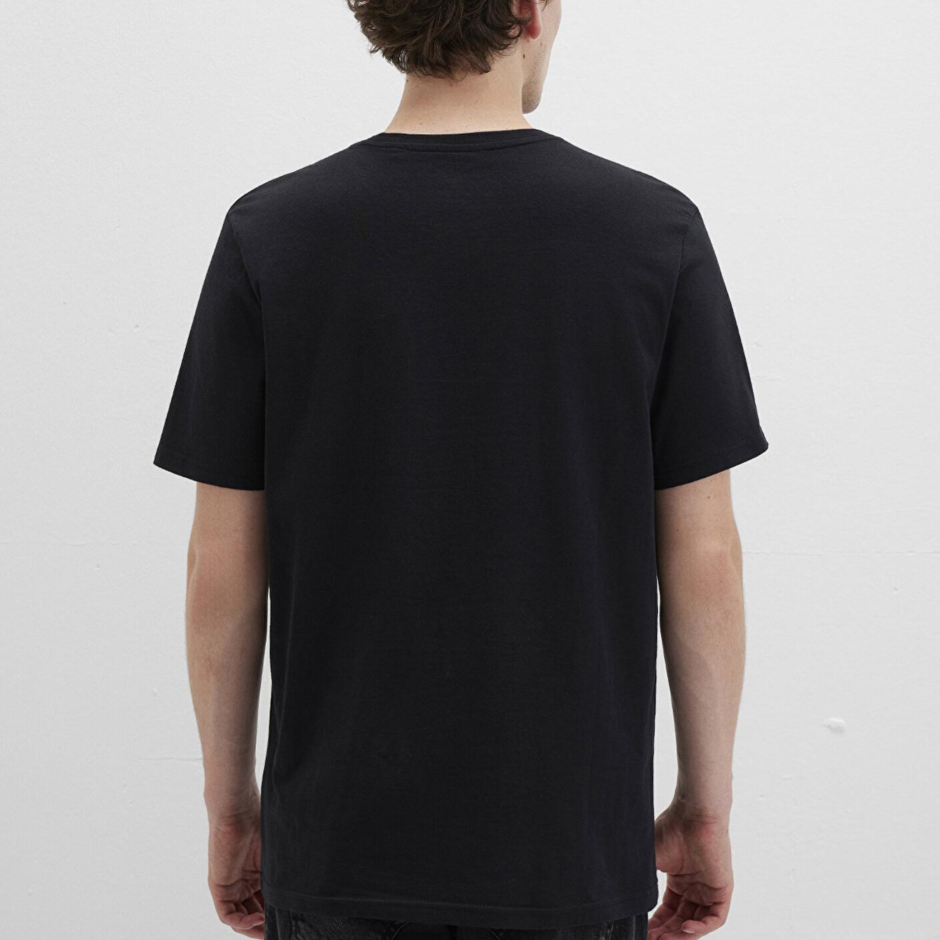 Mavi Siyah Basic Tişört Slim Fit / Dar Kesim 065574-900