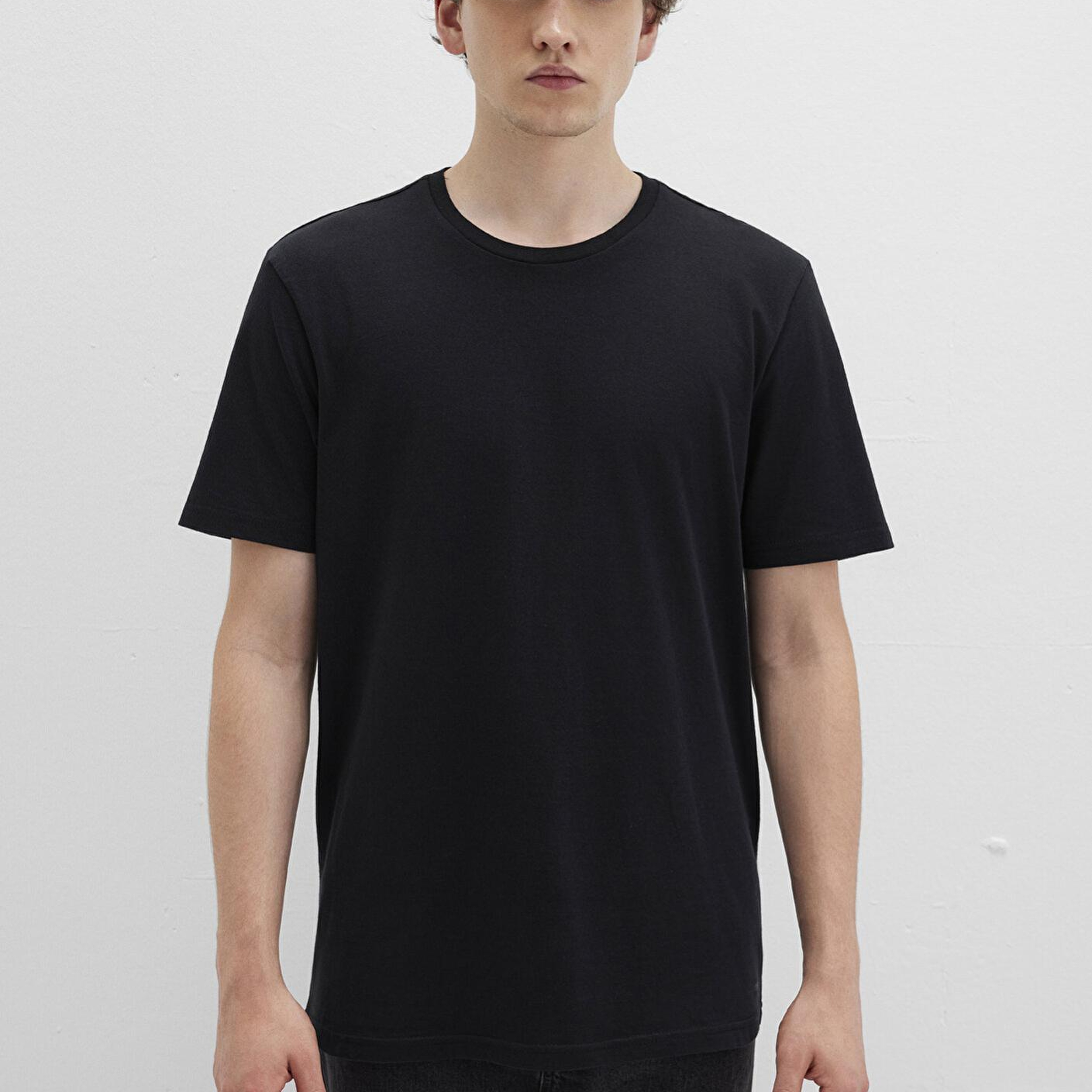 Mavi Siyah Basic Tişört Slim Fit / Dar Kesim 065574-900