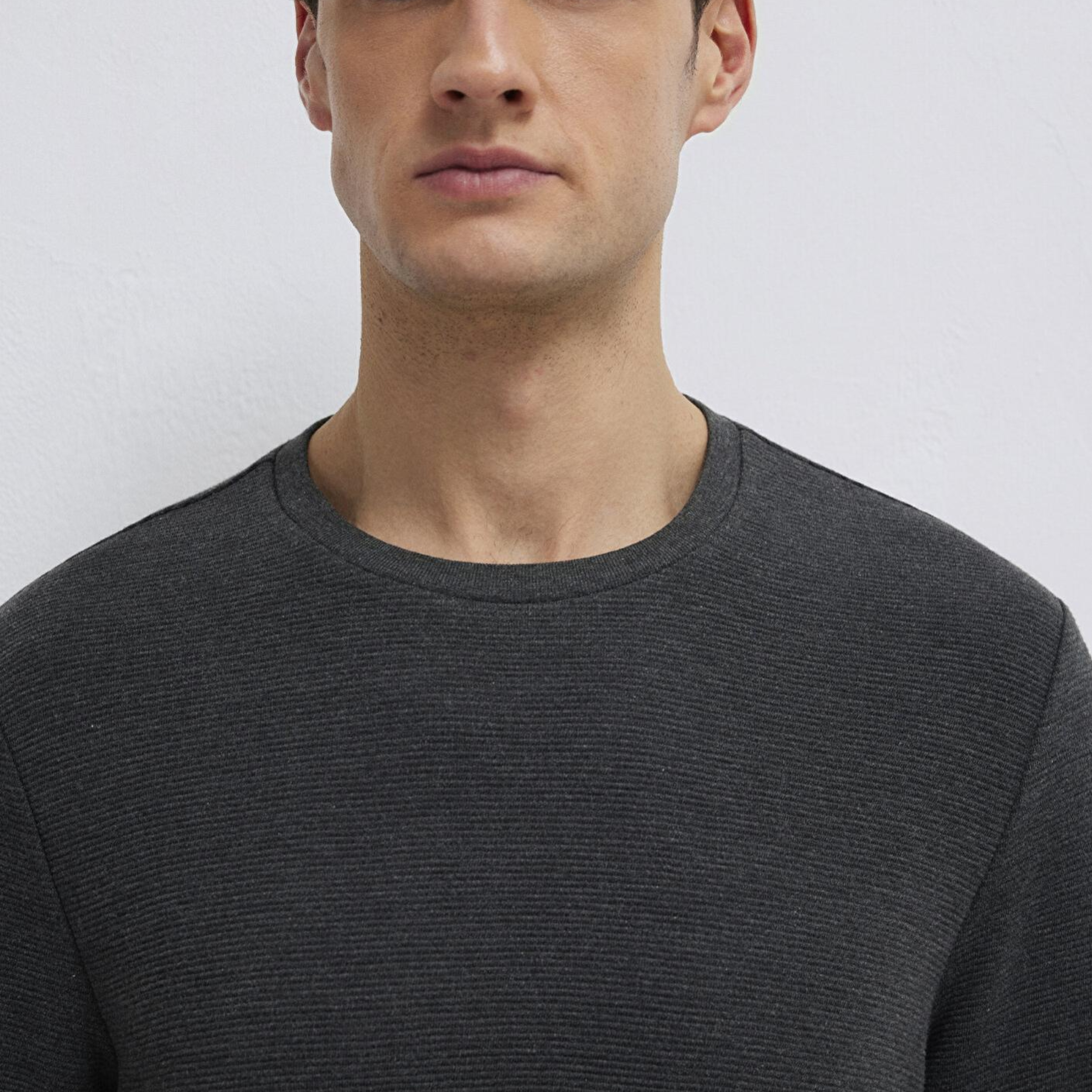 Mavi Uzun Kollu Dokulu Antrasit Tişört Slim Fit / Dar Kesim 064622-26834