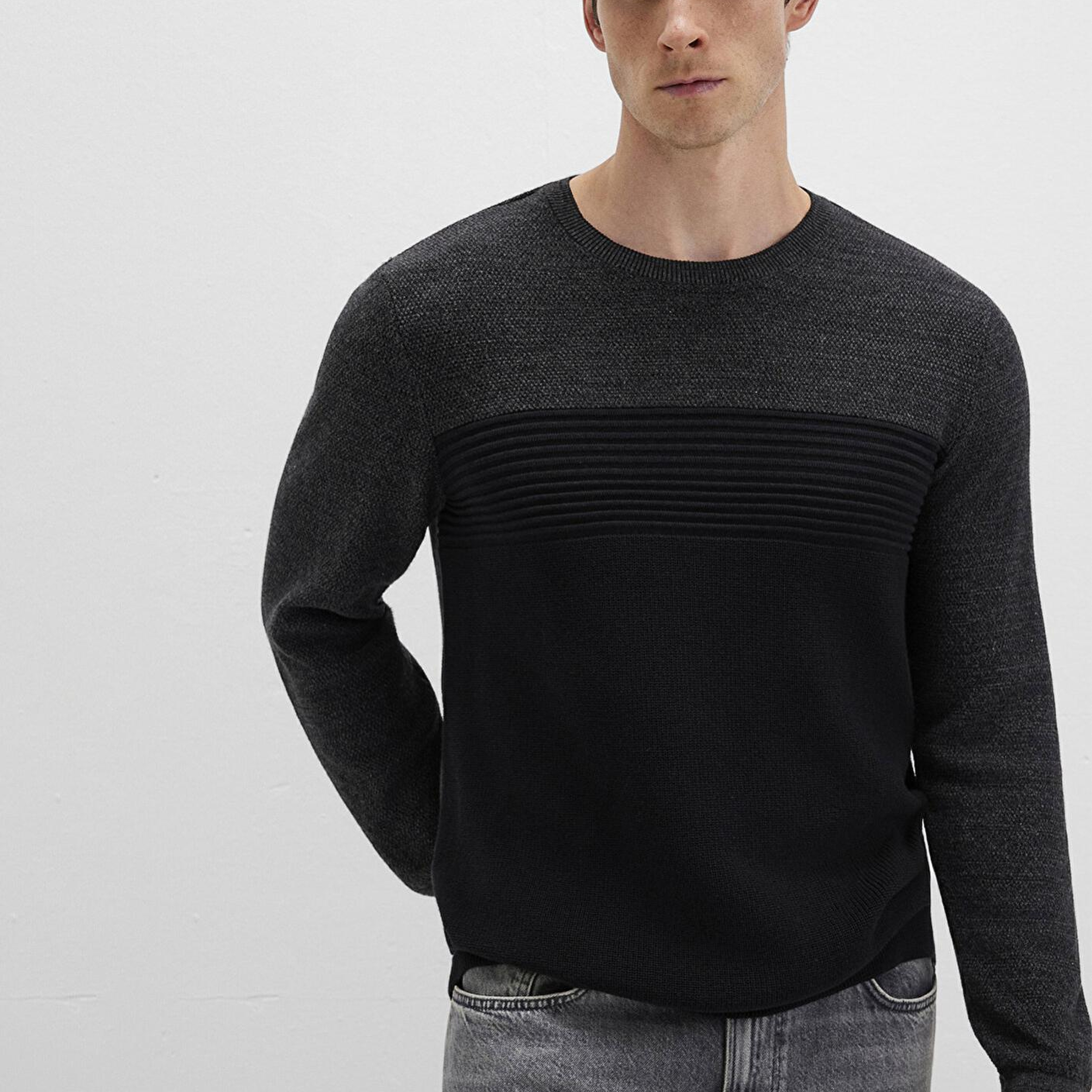 Mavi Blok Renkli Bisiklet Yaka Kazak Fitted / Vücuda Oturan Kesim 070377-900