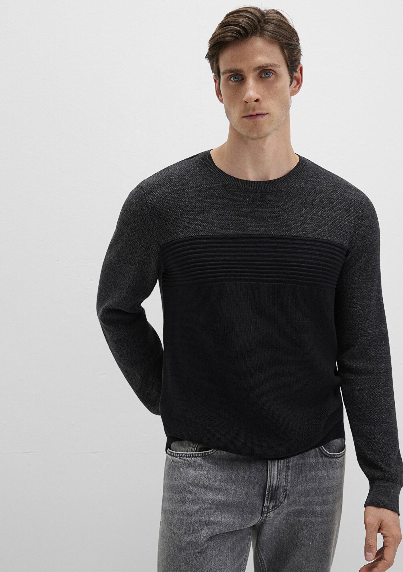 Mavi Blok Renkli Bisiklet Yaka Kazak Fitted / Vücuda Oturan Kesim 070377-900