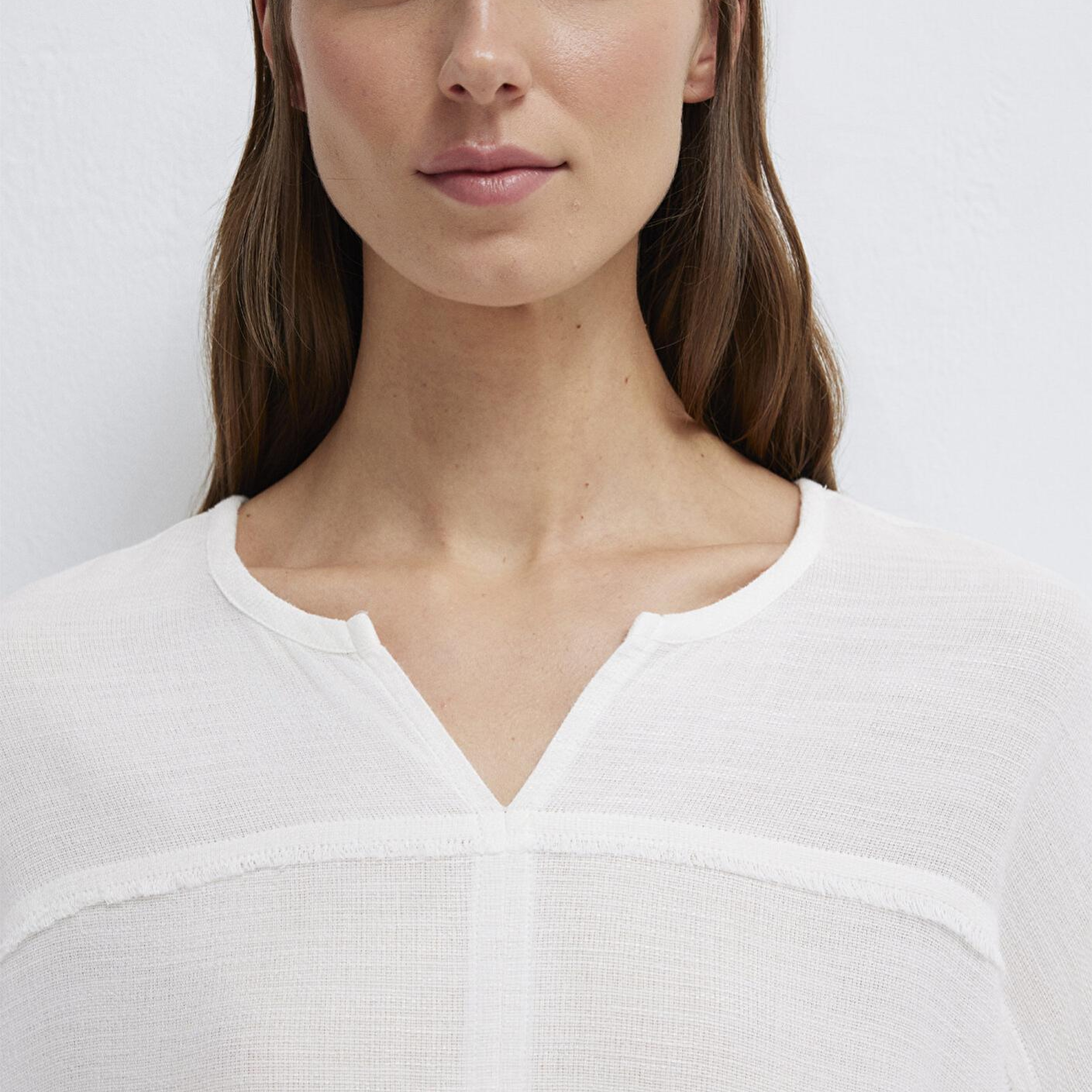 Mavi V Yaka Beyaz Bluz 121357-22937